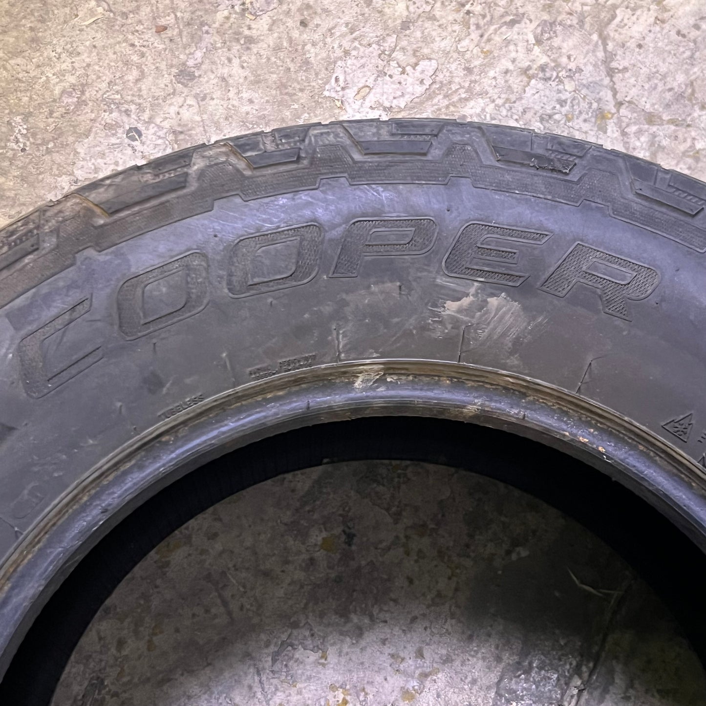 ZA@ DISCOVER RT3 265/70R17 Tire DOT 2119 (AS-IS, Used)