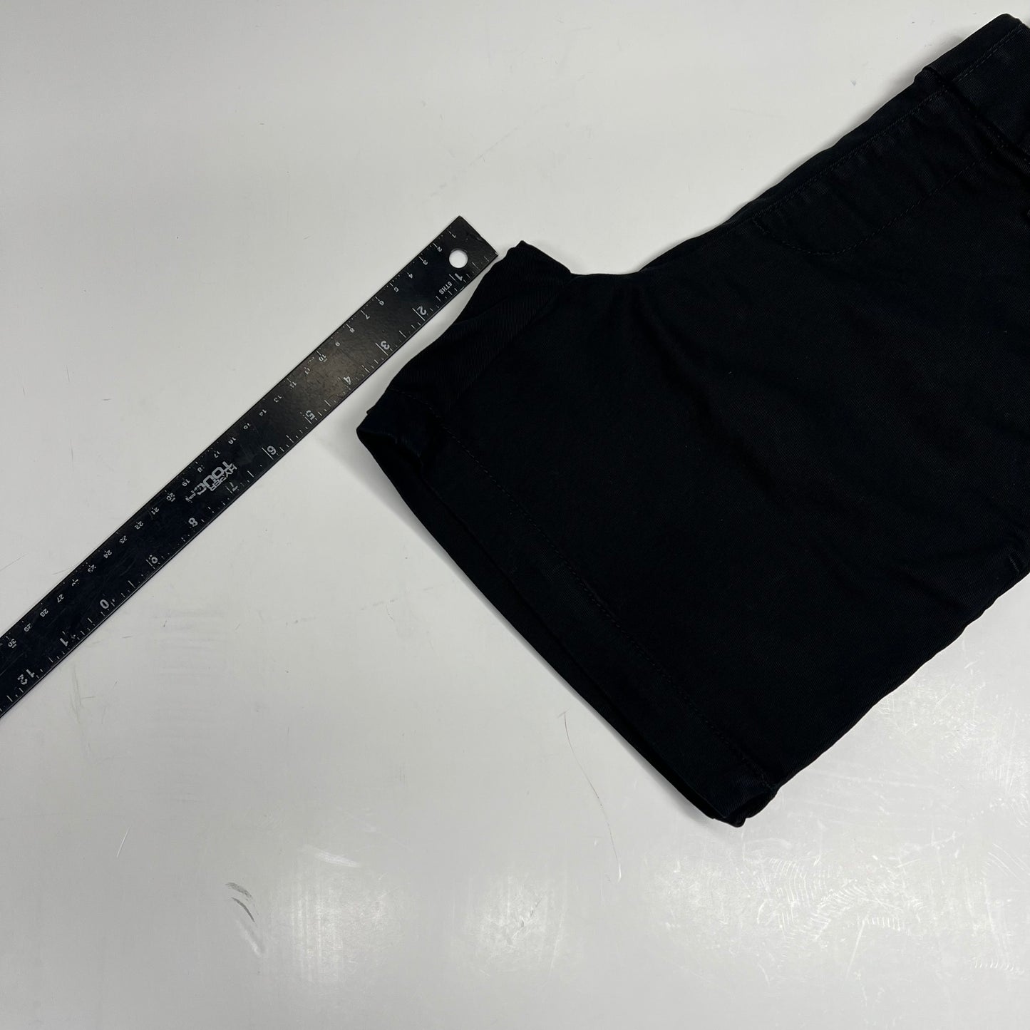 JAG Maddie 5" Short Pull-on Interior Elastic Women's Sz 2/5 Black J5105TWL616