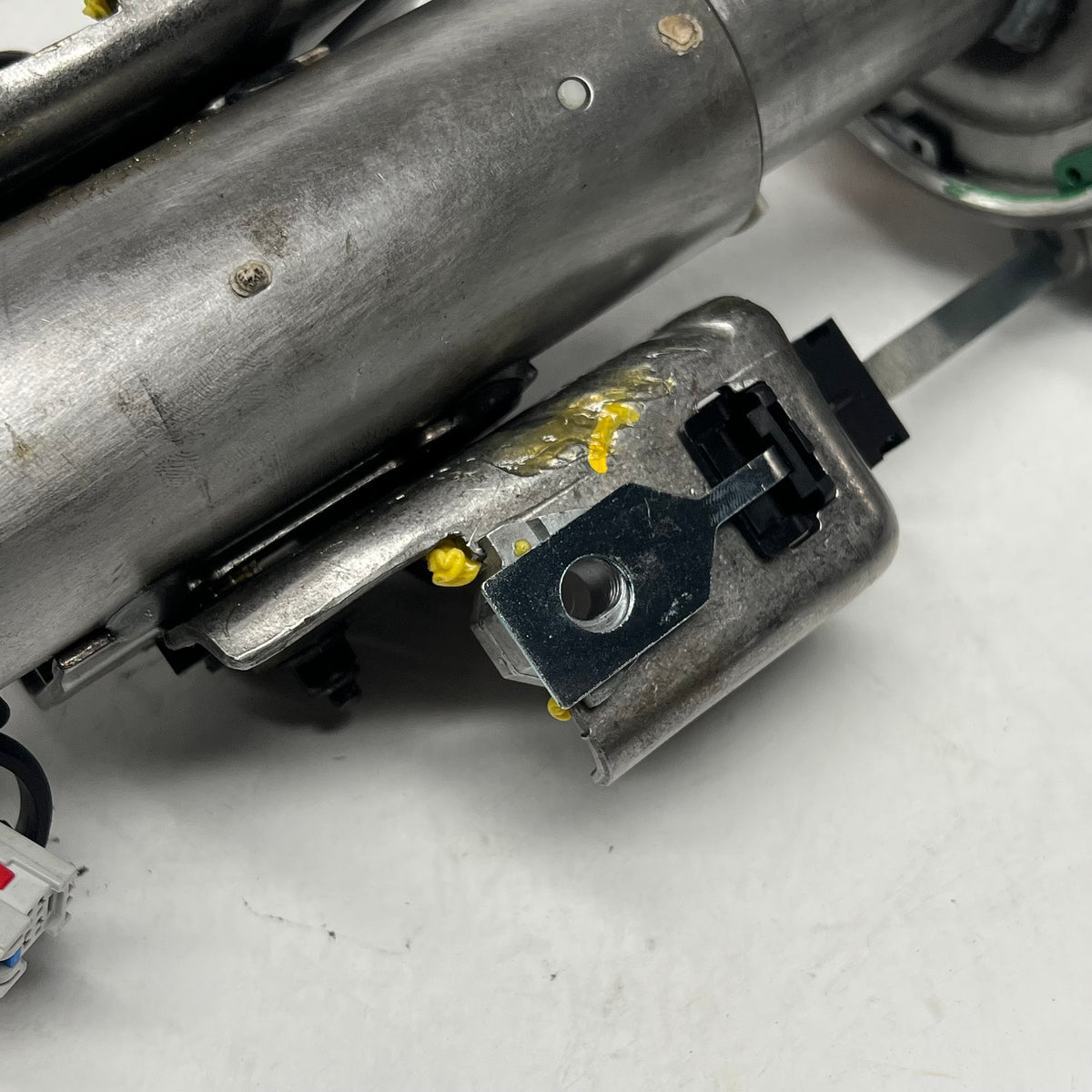 VISION-OE Reman Steering Column For Chevrolet Malibu & Pontiac 992-0104