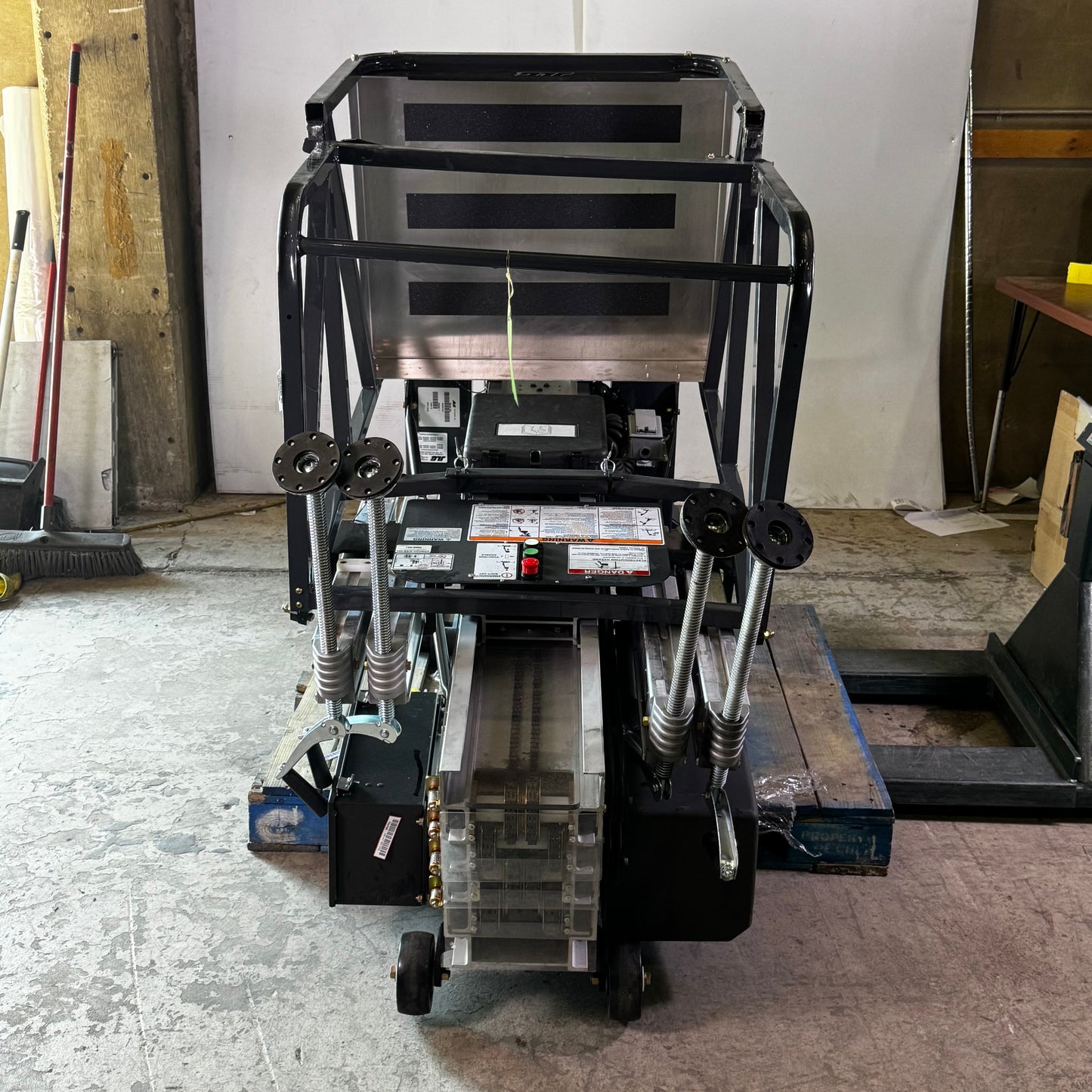 JLG Powered Portable Lift Max 352 Lbs  72"H x 50"W Grey NMB-001