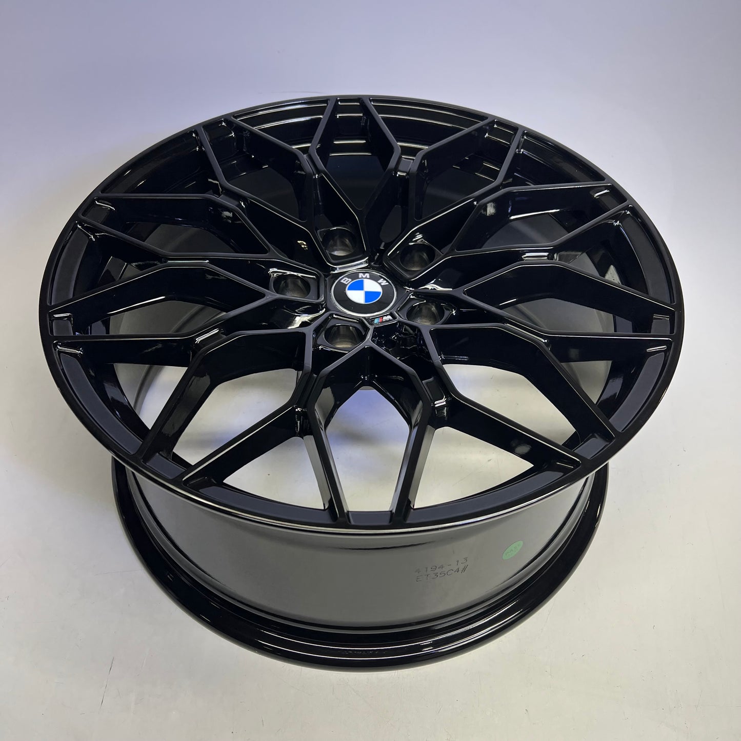 AFTERMARKET Alloy Aluminum Wheel For BMW 18x8-5x120 Pattern Gloss Black B2011-1