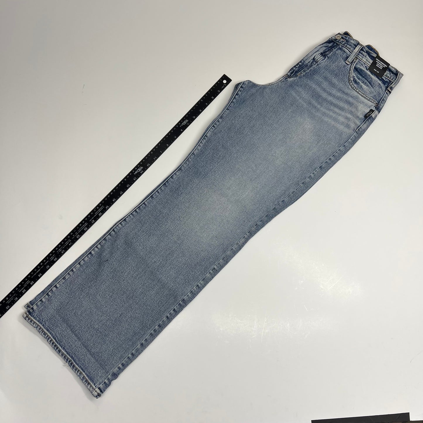 SILVER JEANS CO Highly Desirable High Rise Trouser Women's Sz 34/33 Indigo