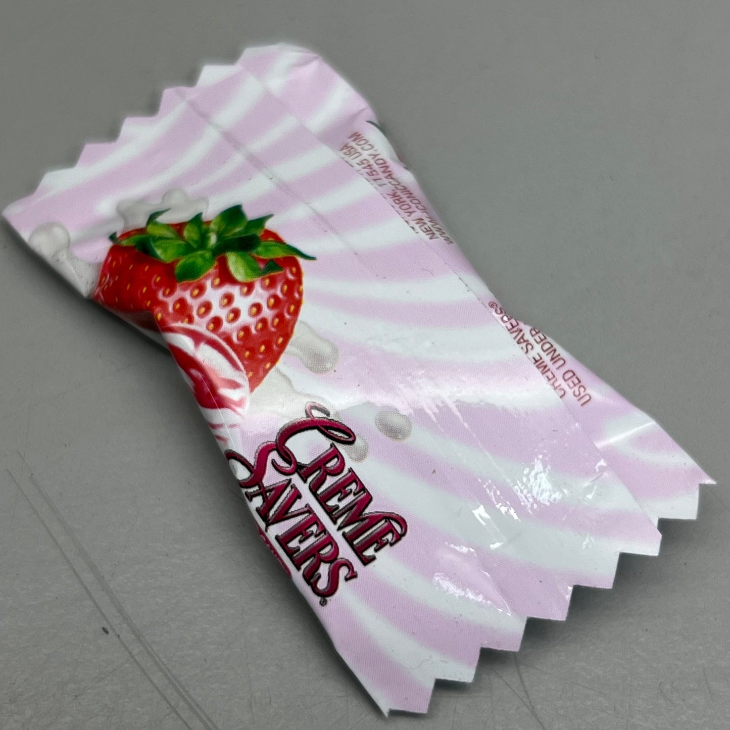 ZA@ ICONIC CANDY (12 PACK) Hard Candy Savers Strawberries & Creme 6.25 oz BB 03/28 (New Other, Distressed Box)