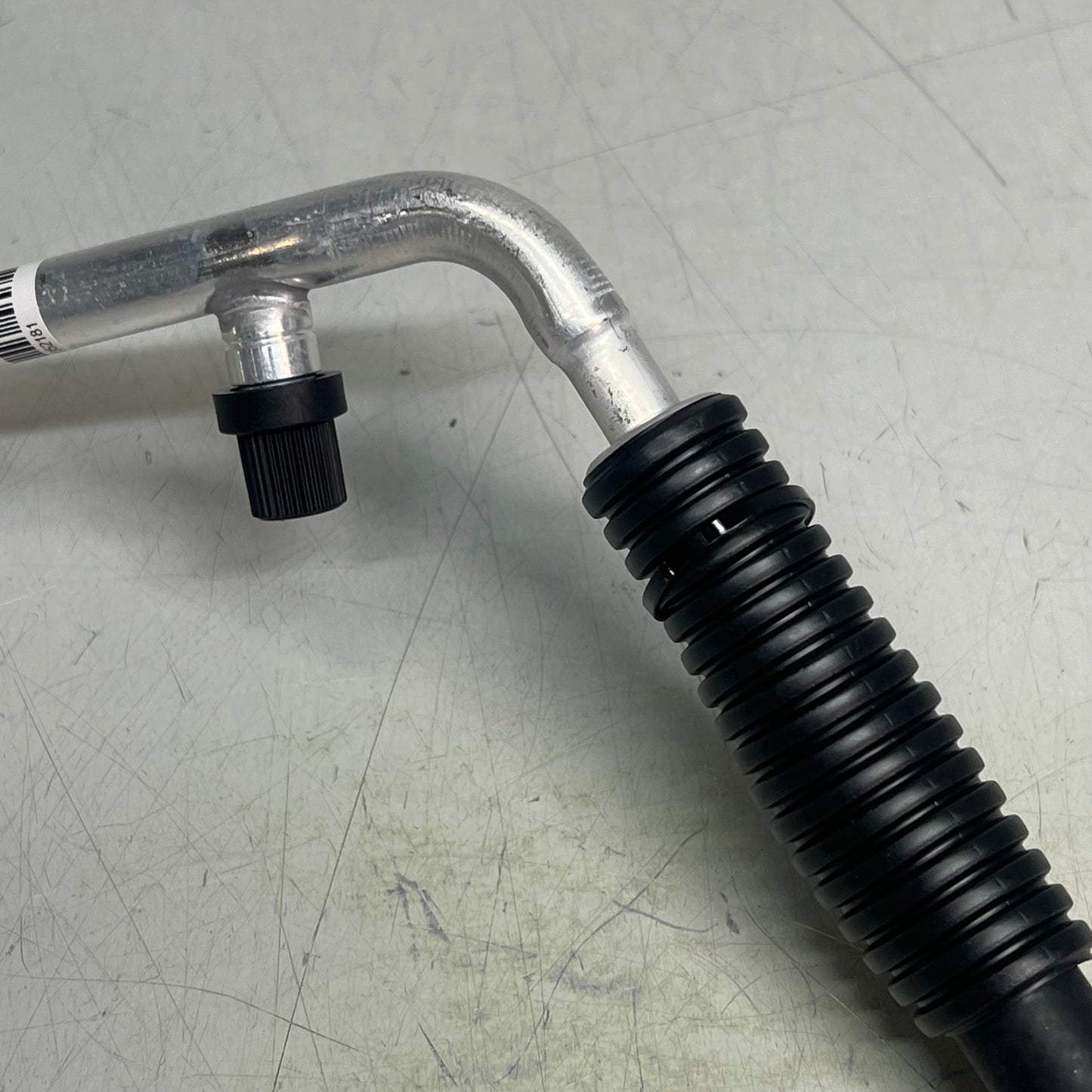 FOUR SEASONS A/C Hose Assembly For Ford Excursion 2WD & Excursion 4WD 55908