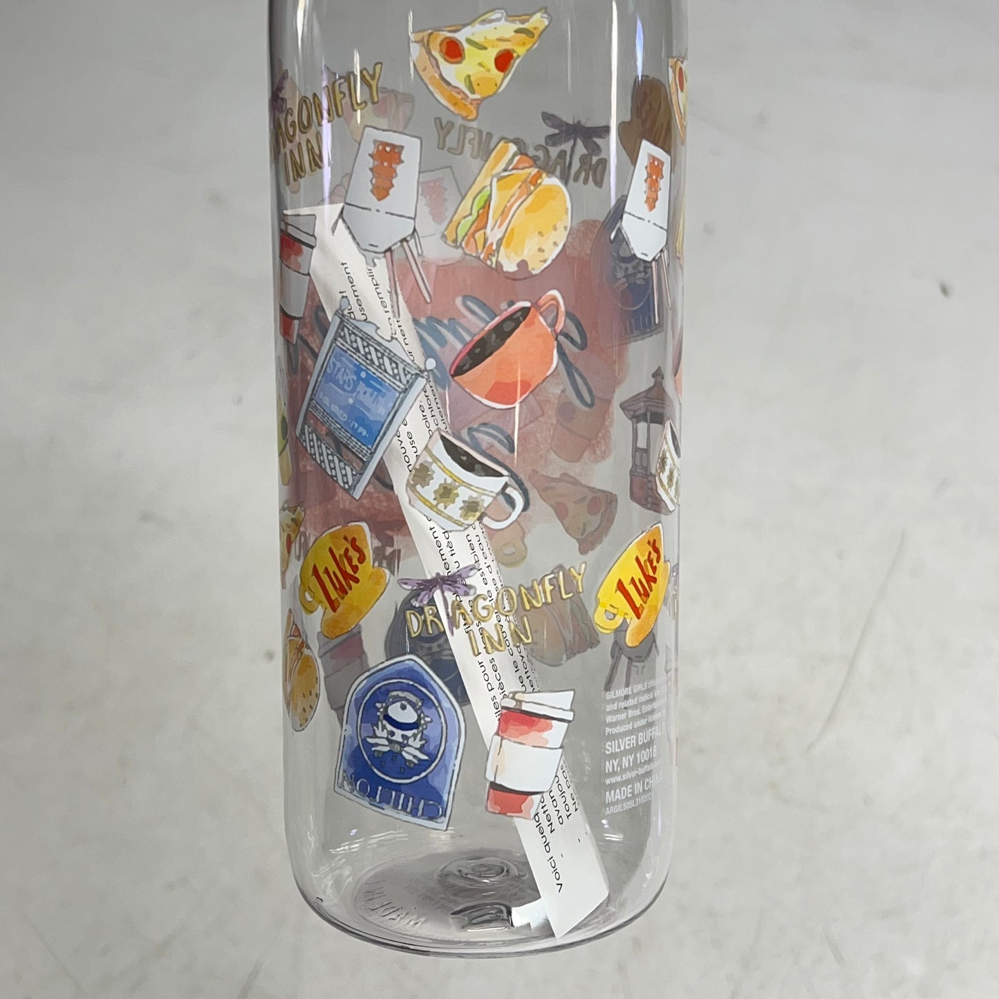 ZA@ SILVER BUFFALO Gilmore Girls Plastic Water Bottle W/ Screw Top Handle Lid 28oz Clear/Multicolor GIL505L3 C
