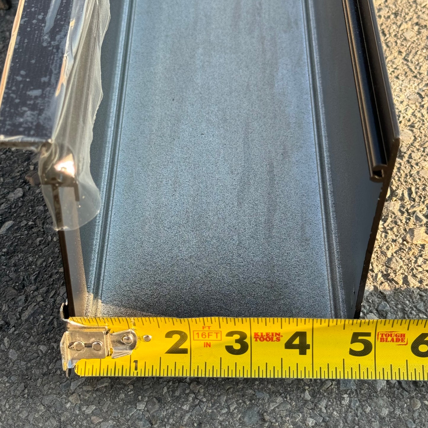 SPRINGS WINDOW FASHIONS Metal Support Bracket 16FT 5"x5" Black 05000-18