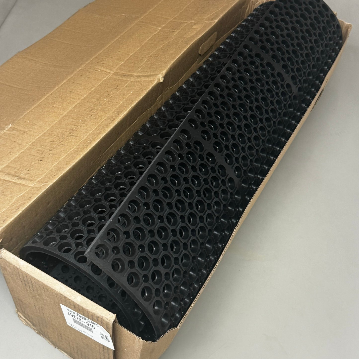 PRO-SAFE Anti-Fatigue Drainage Mat 4'x3'x7/8" CFR Rubber Heavy Duty 40631392