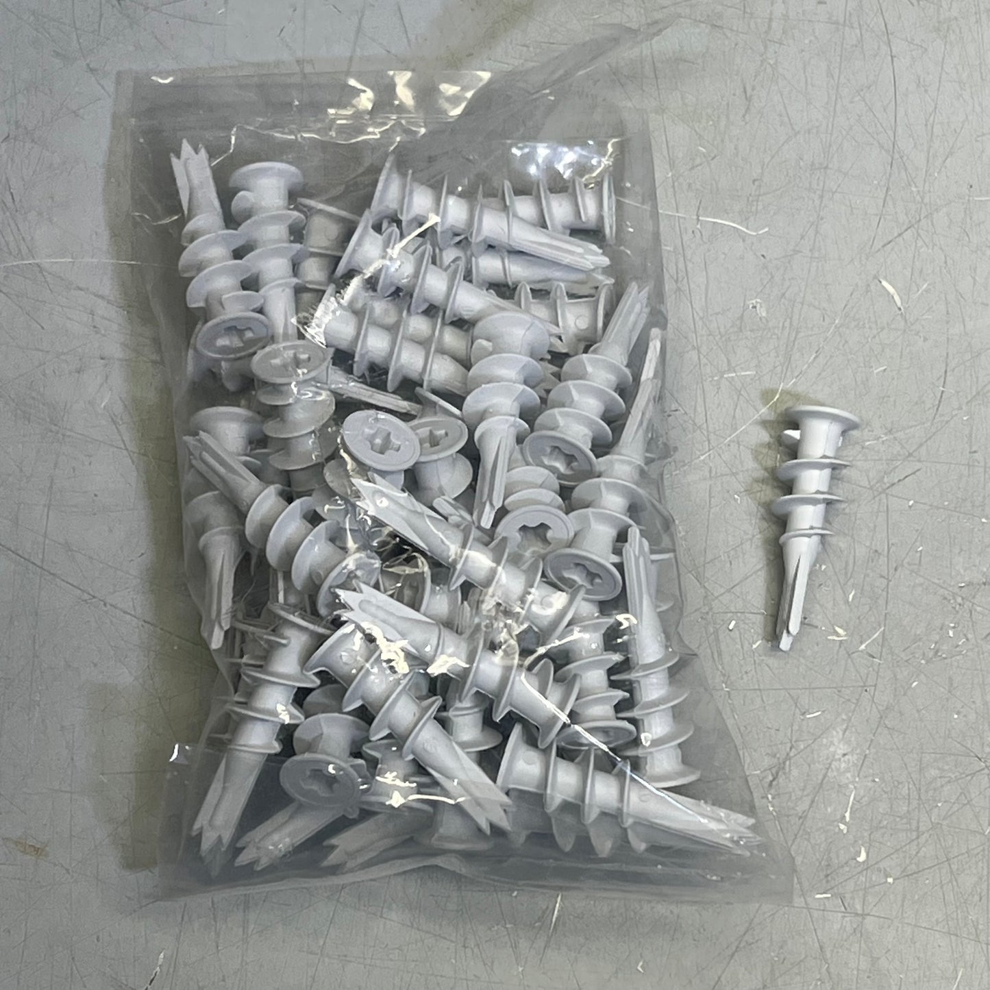 ZA@ (LOT OF 2) Assorted Hardware For Closet//Hanging Hardware (See Images) Black/White