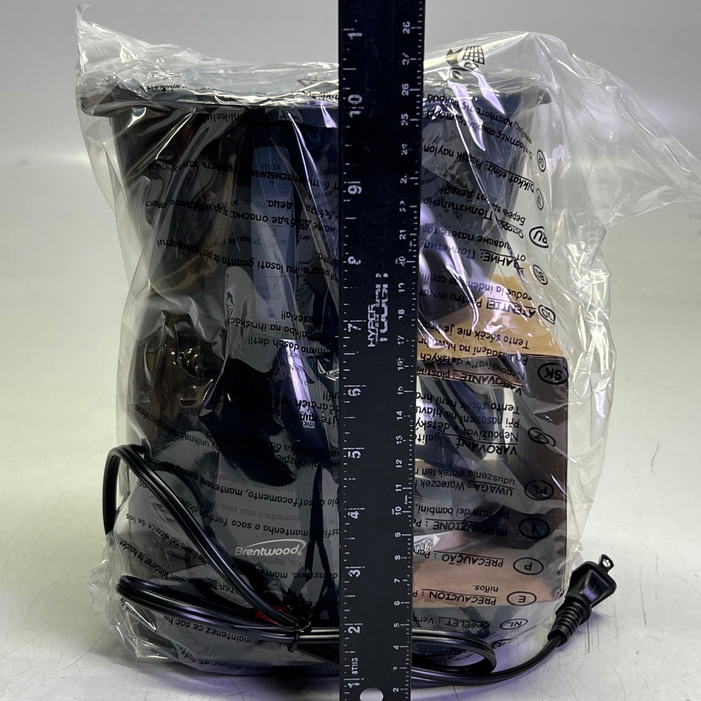 BRENTWOOD 4-Cup Coffee Maker TS-213BK, Black