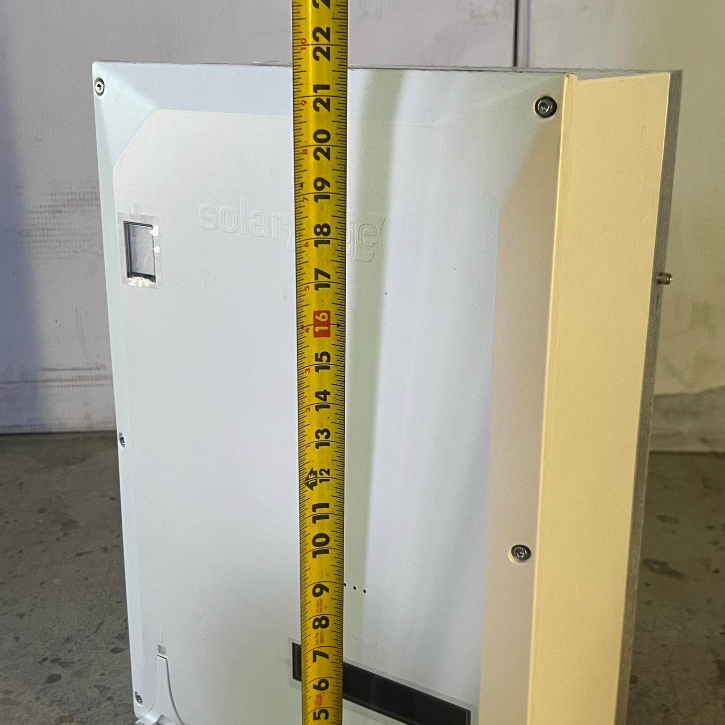 SOLAREDGE Energy Hub Backup Interface for Storedge Inverters 200A Main Breaker 14"W x 7.5"L x 21.5"H White BI-EUSGN-03