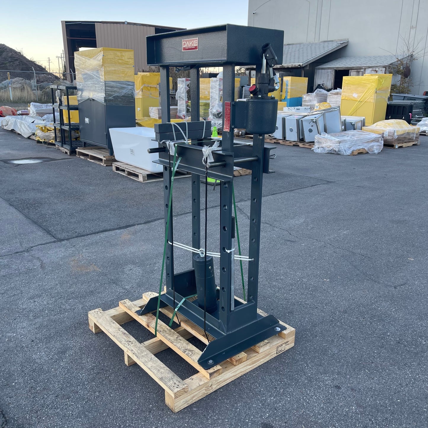 Z@ DAKE 20-Ton H-Frame Hydraulic Press 74.8”x33.5”x25.5” Grey 20 H (AS-IS)