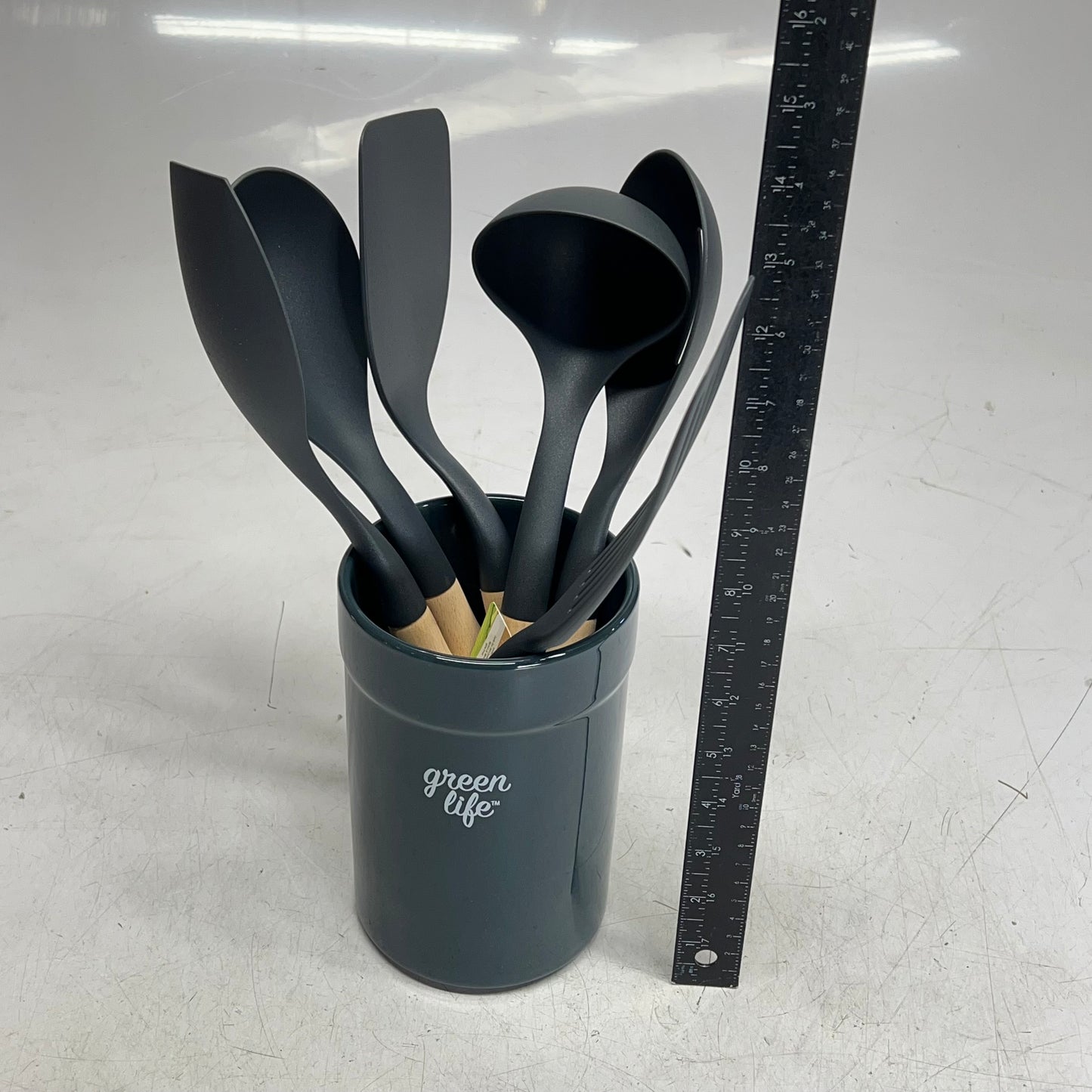 GREEN LIFE (7 PIECE) Cooking Tools & Utensils Set Wood & Nylon Gray CC005007-001