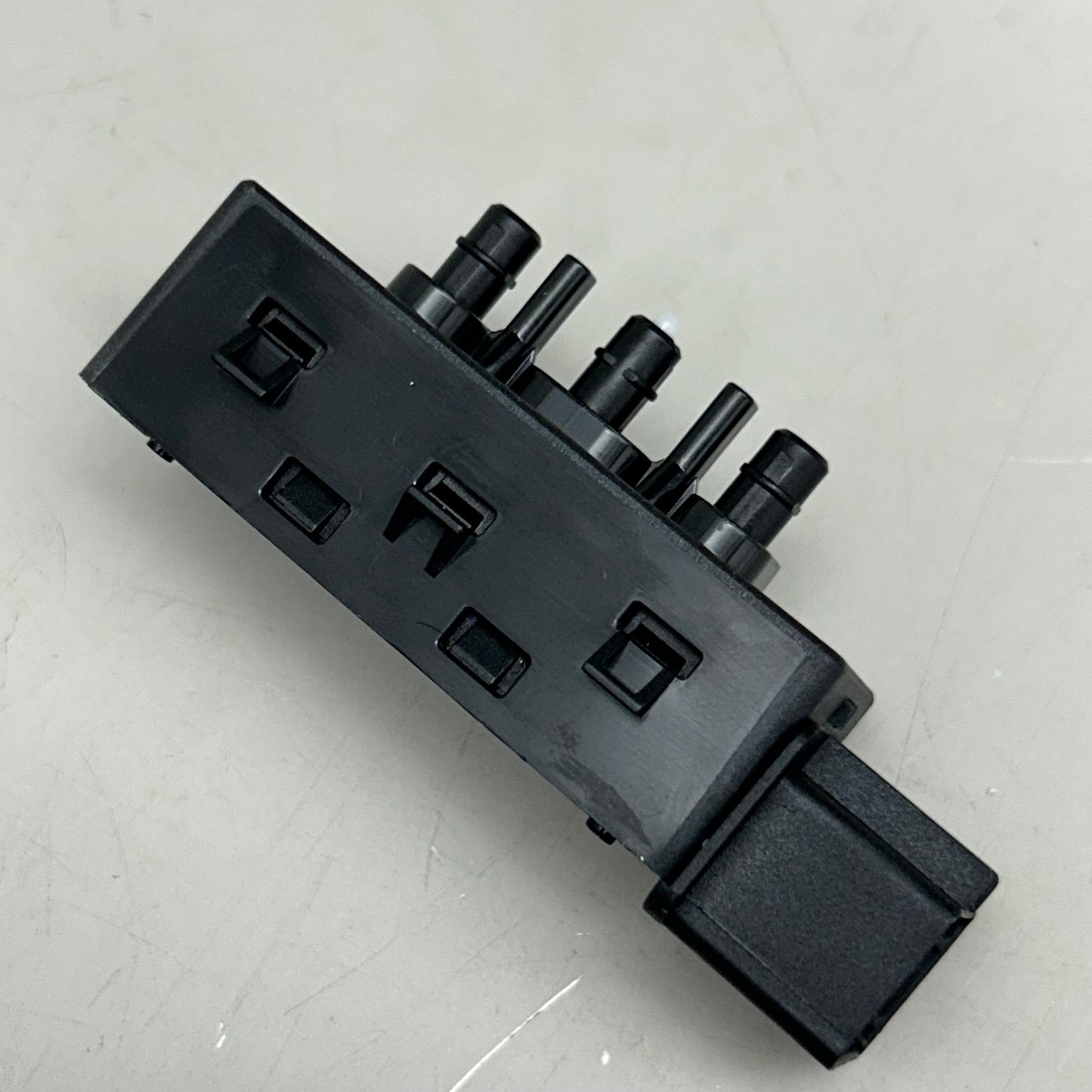 CARQUEST Seat Switch Interruptor Button Replacement Part STA1002