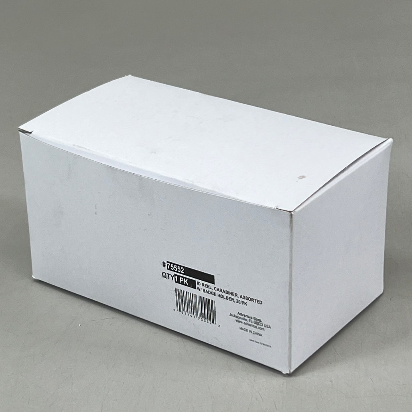 ADVANTUS Retractable Carabiner Style Badge Reels Pack of 20 Assorted 091141755522