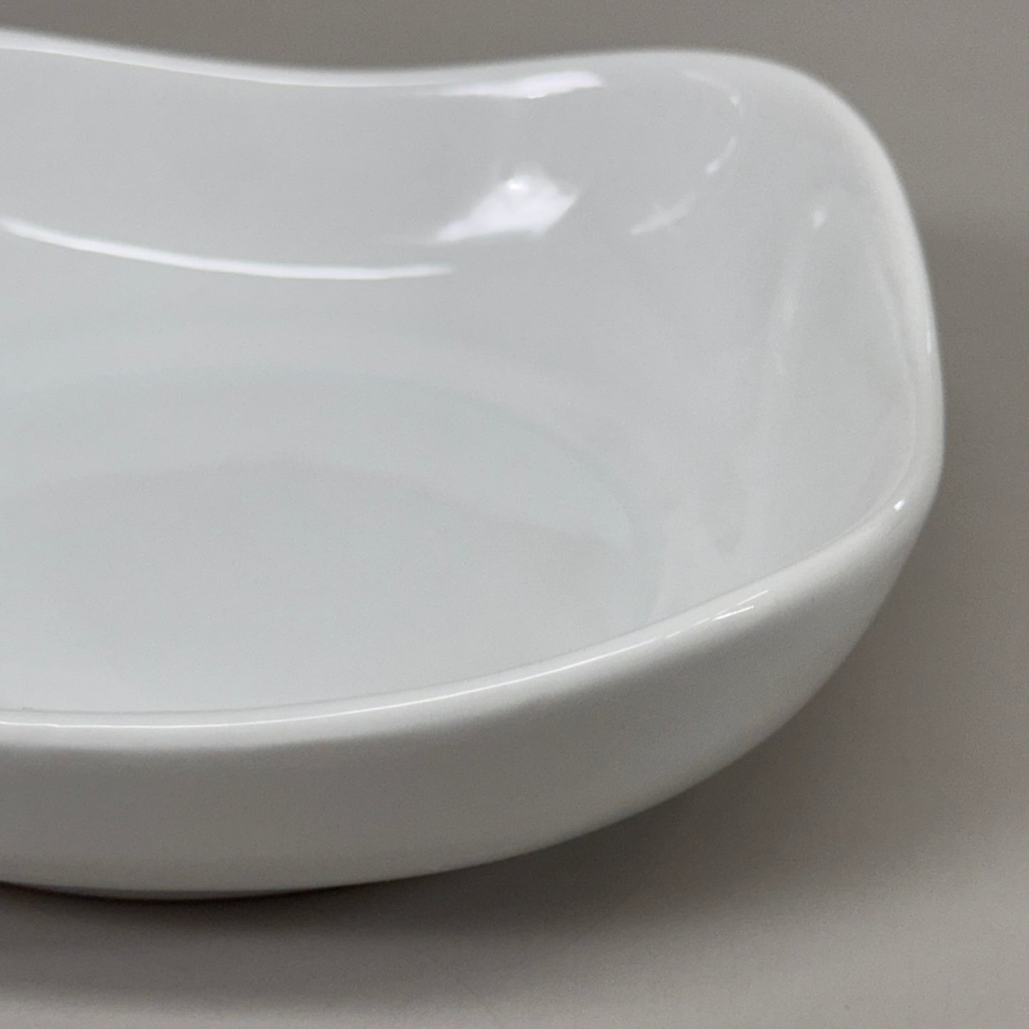 ONEDIA (8 PACK) Ceramic Square Bowls 7"x7" White