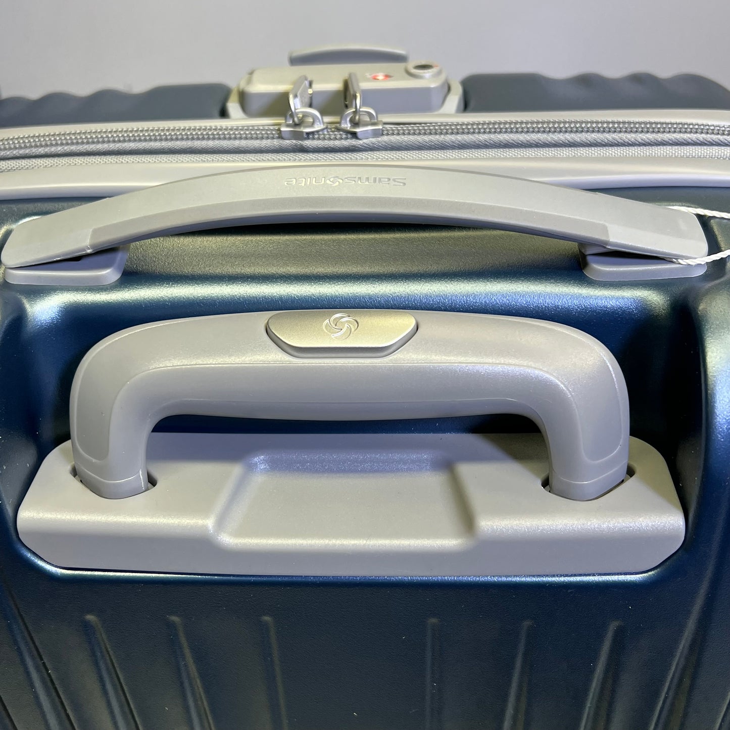 SAMSONITE Opto 3 Carry Suitcase 360° Spinner Wheels 19" X 13"x9" Frost Teal