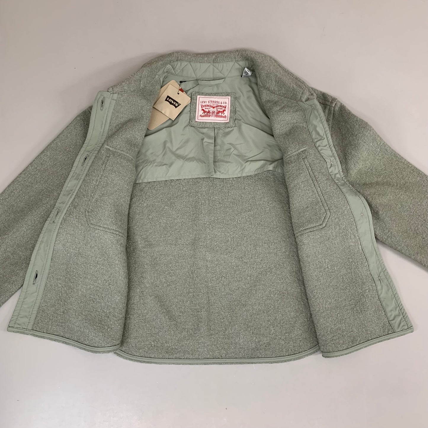 LEVI'S Front Button Cropped Jacket W/ Laydown Collar Women's Medium Tea Green 595450040