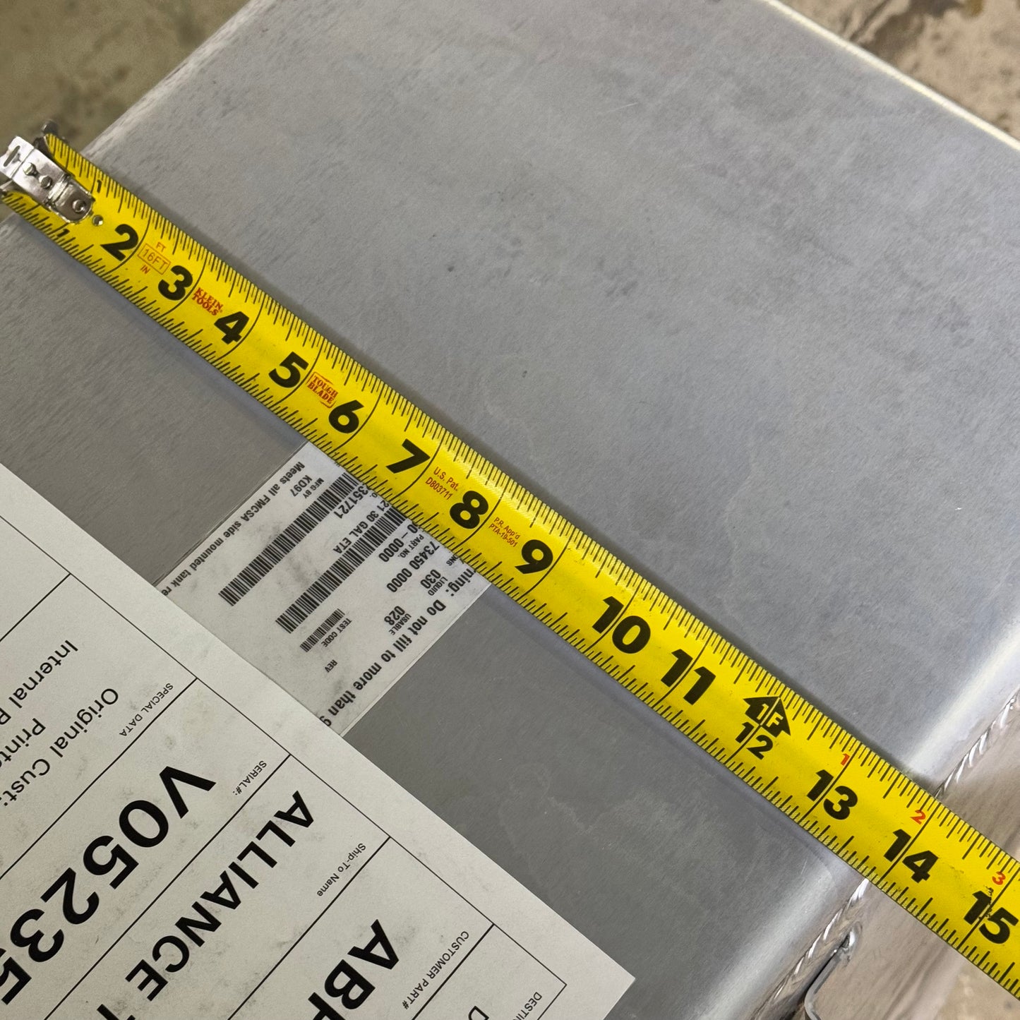 ALLIANCE Aluminum Fuel Tank Sz 33.5” H x 21” L x 13.5 W ABP 73450 0000 Dirty