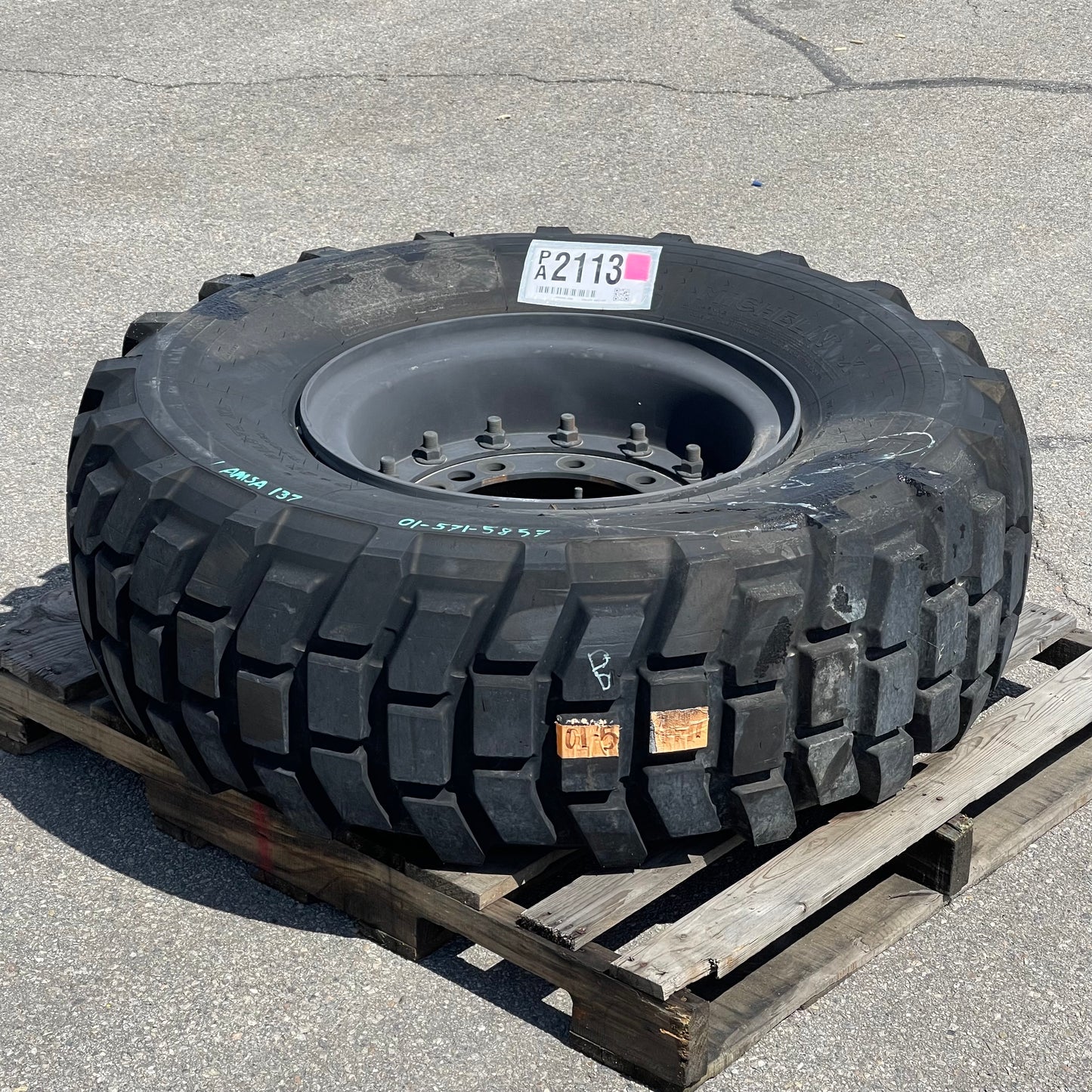 ZA@ Pallet of MICHELIN X G-20 Pilote XL Tire (AS-IS)