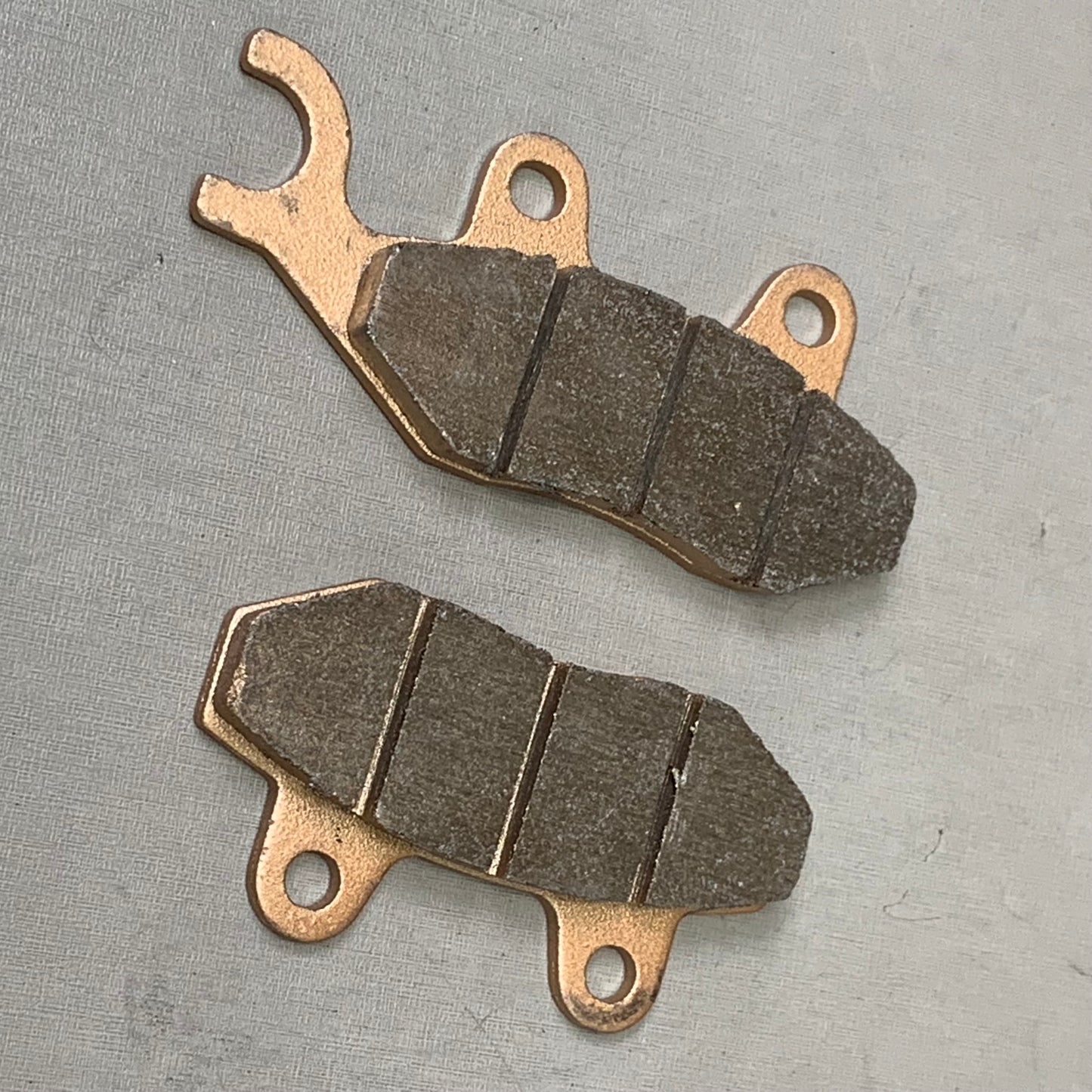 HISUN Front Right/ Rear Left Disc Brake Pad Set Replacement for UTV's P115000441210000