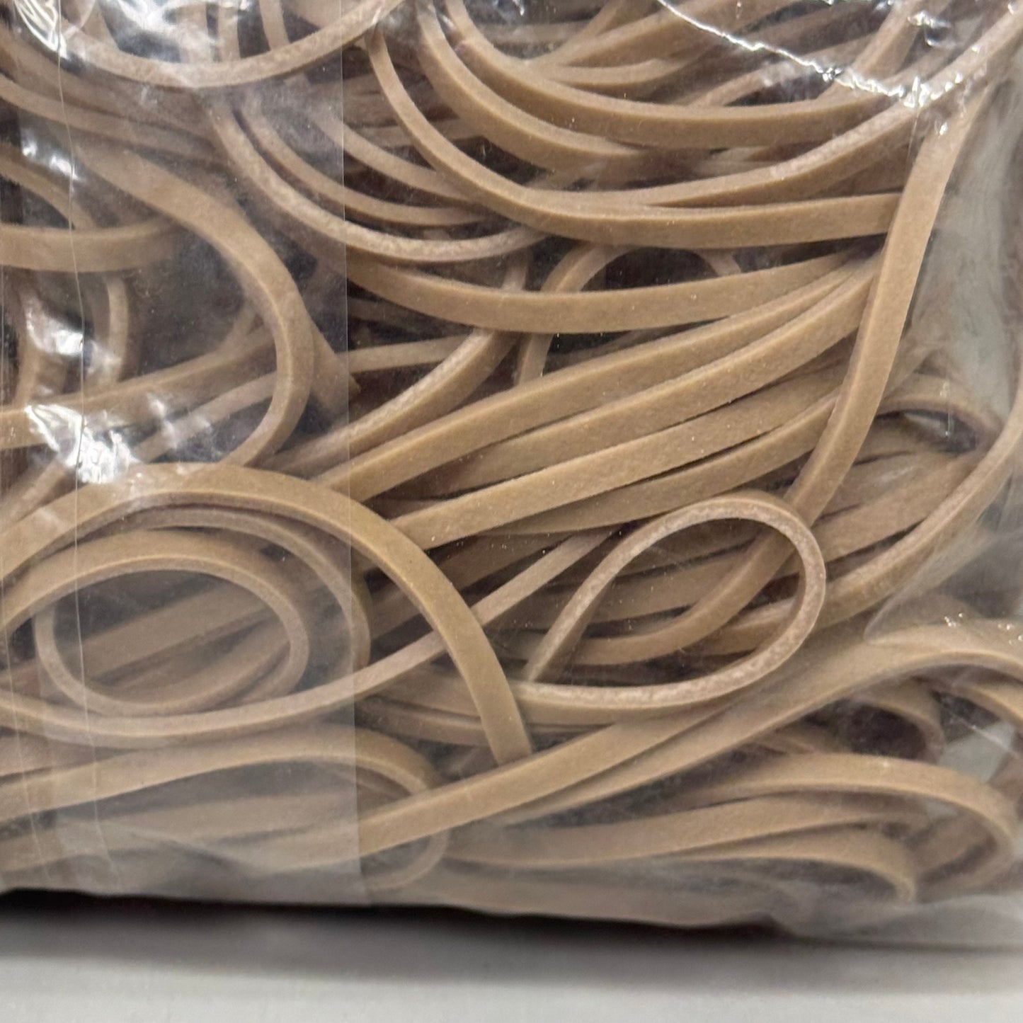 UNIVERSAL (3 BAGS, 3 POUNDS) Rubber Bands Stretch Wrap Size 117 7" x 1/8" Beige