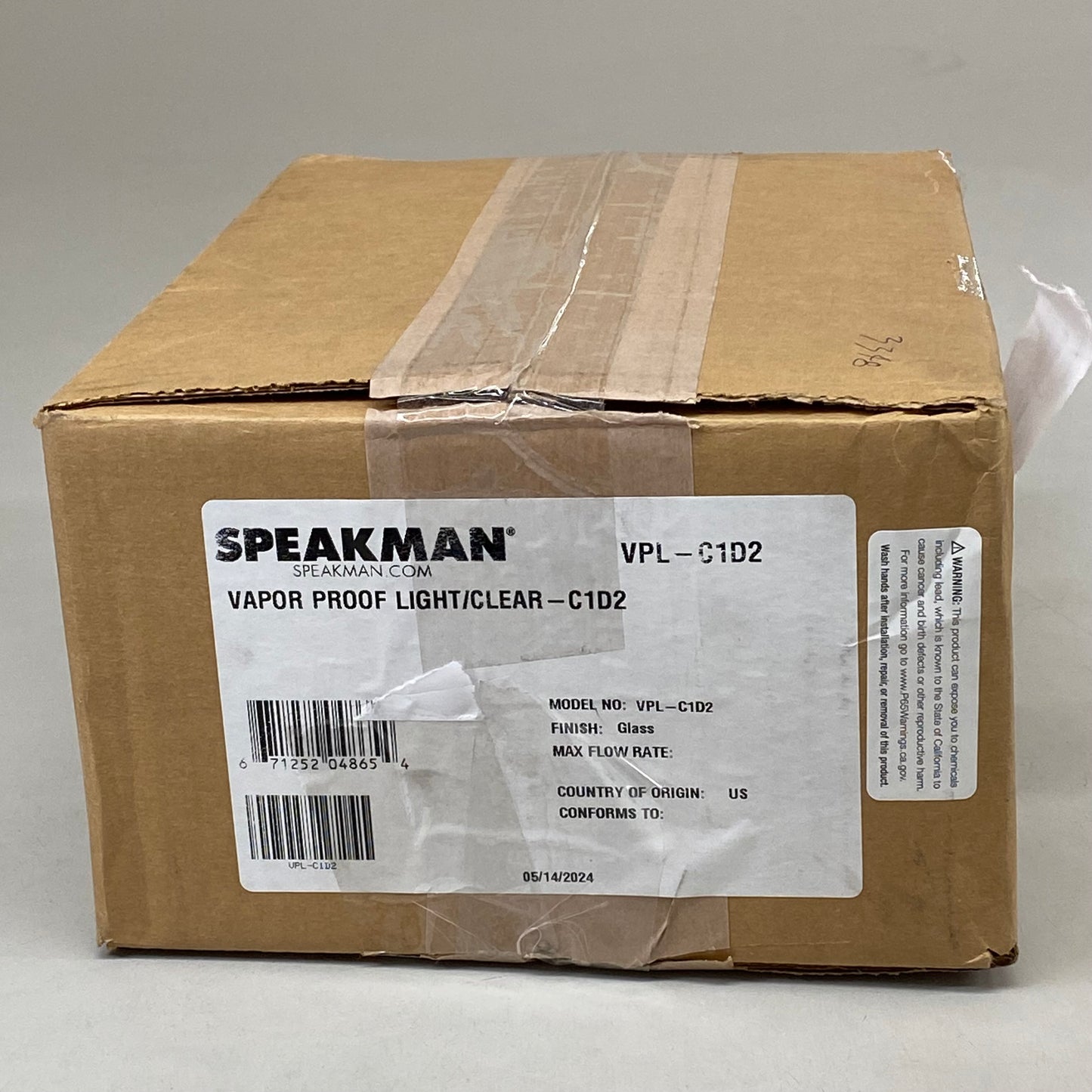 SPEAKMAN Vapor Proof Hazardous Non-Metallic Light 14" L x 5" W Clear/White VPL-C1D2