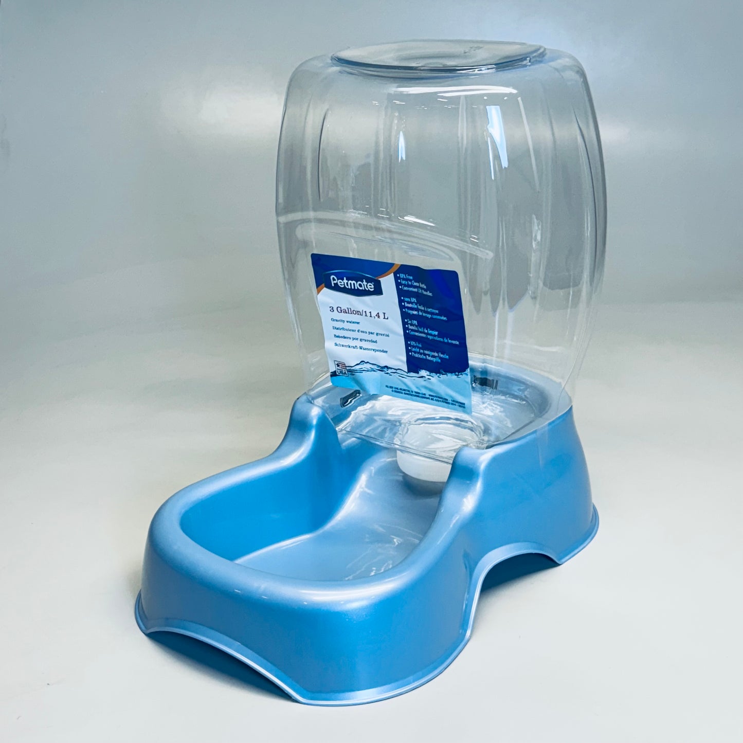 PETMATE Gravity Waterer 3 Gallon Sz 15” H x 14” L x9” W Clear and Blue 533022