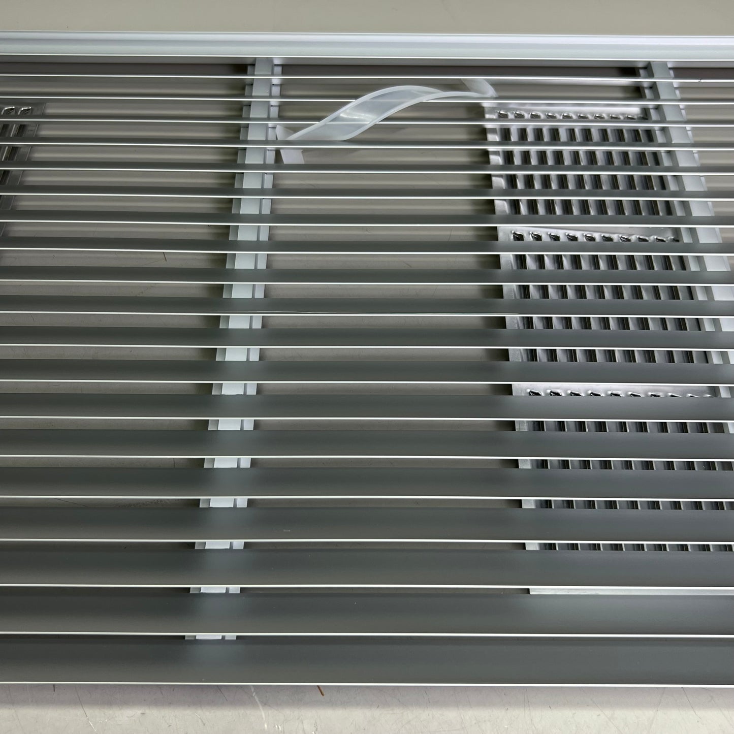 INFINITI Universal Extruded Architectural Grille Sz 41.5" L X 16" H 1119356