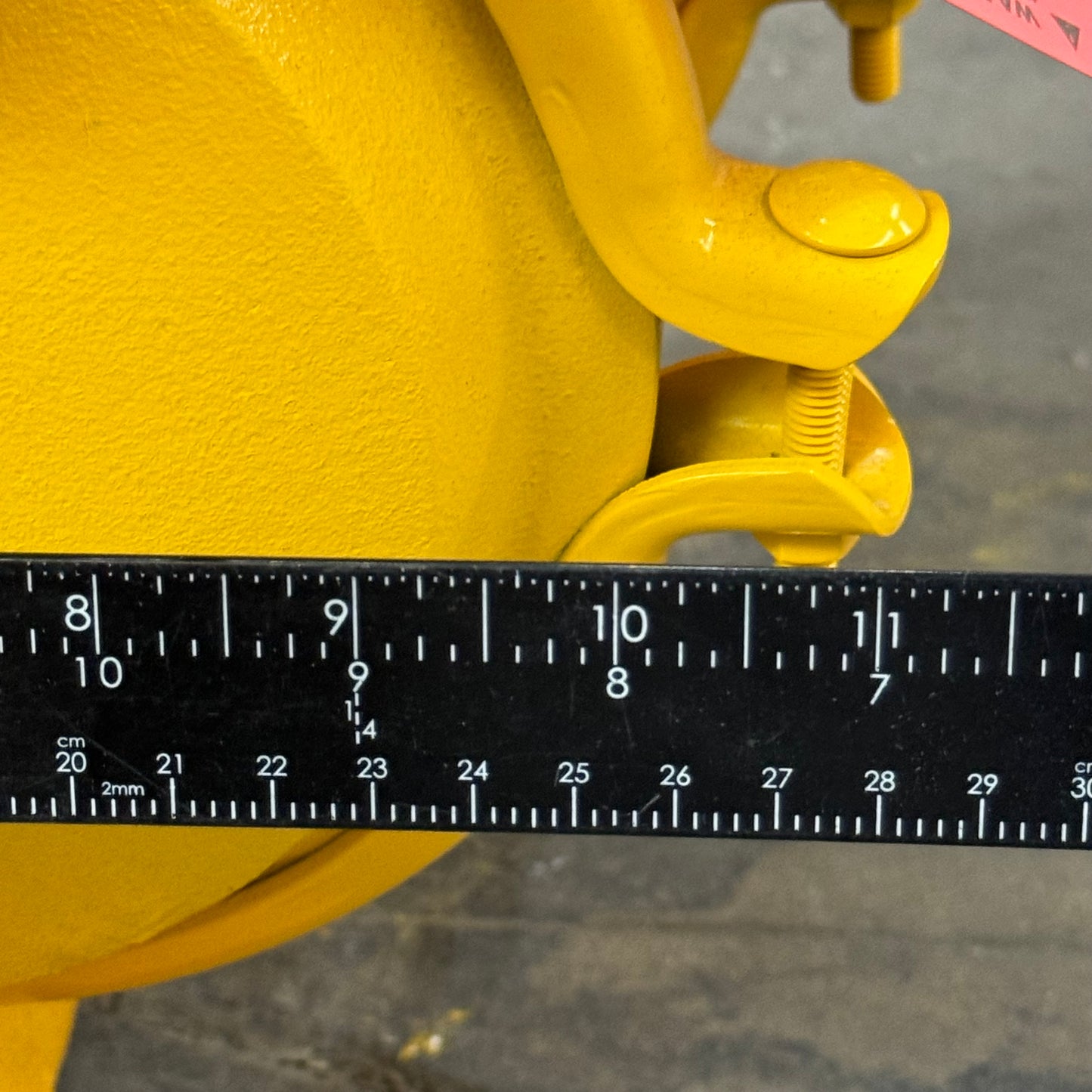 VERSAMATIC AODD Pump E4CA1R110-ATEX 7"x14"x11" Yellow