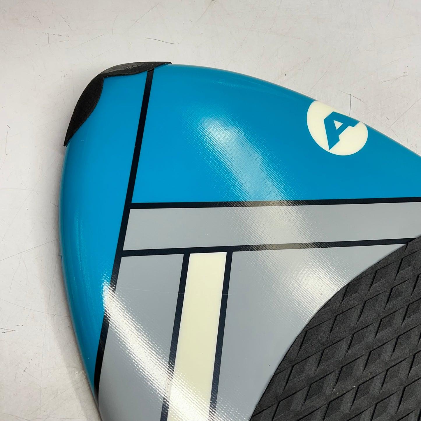 AIRHEAD Pfish Wakesurf Board Full Shape Fishtail Design 49" Blue/White AHWS-F02