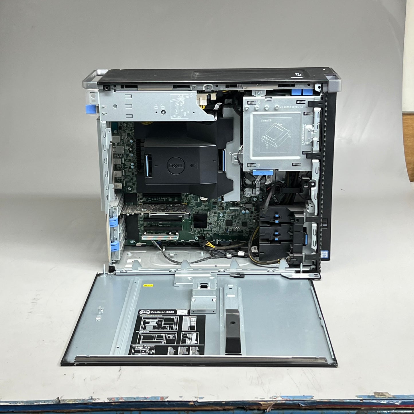DELL Precision 5820 Tower Workstation Black 84JG3W2 (Used)