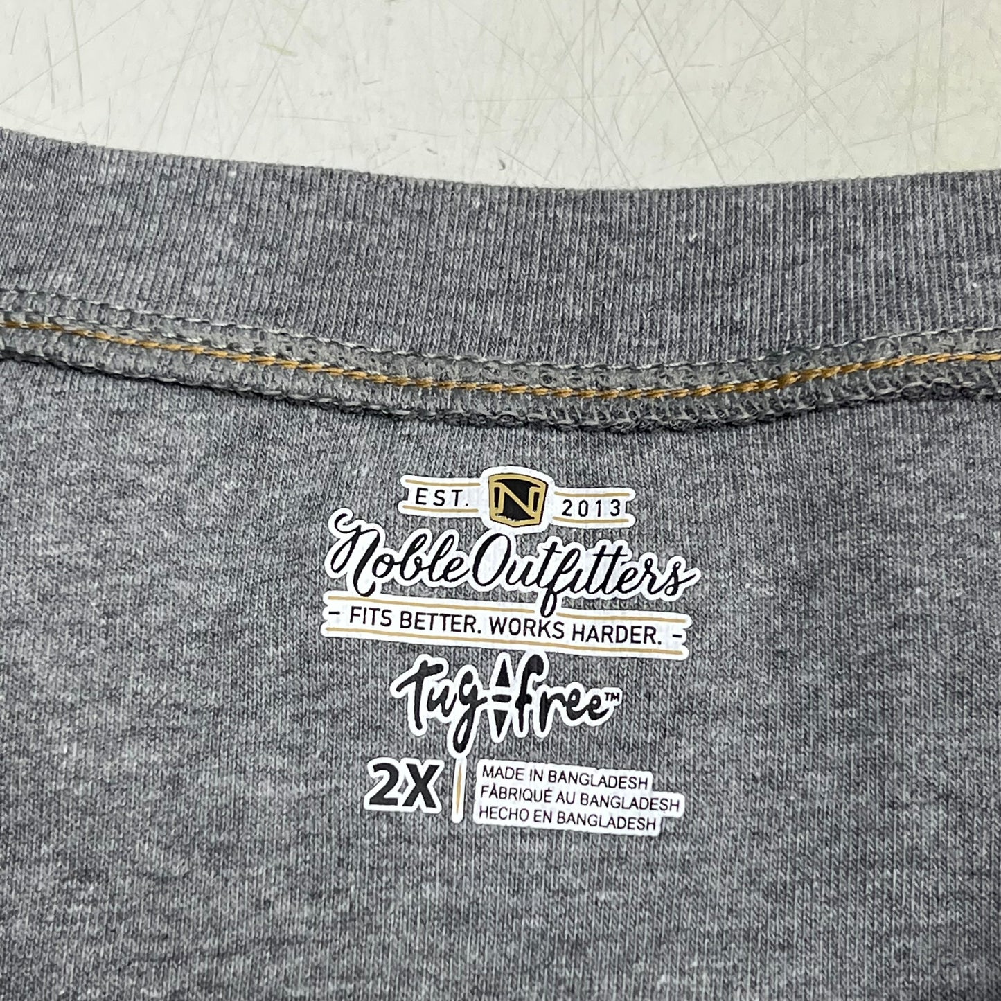 NOBLE OUTFITTERS Tug-Free Long Sleeve Crew Womens Sz 2XL Charcoal Heather 21582W