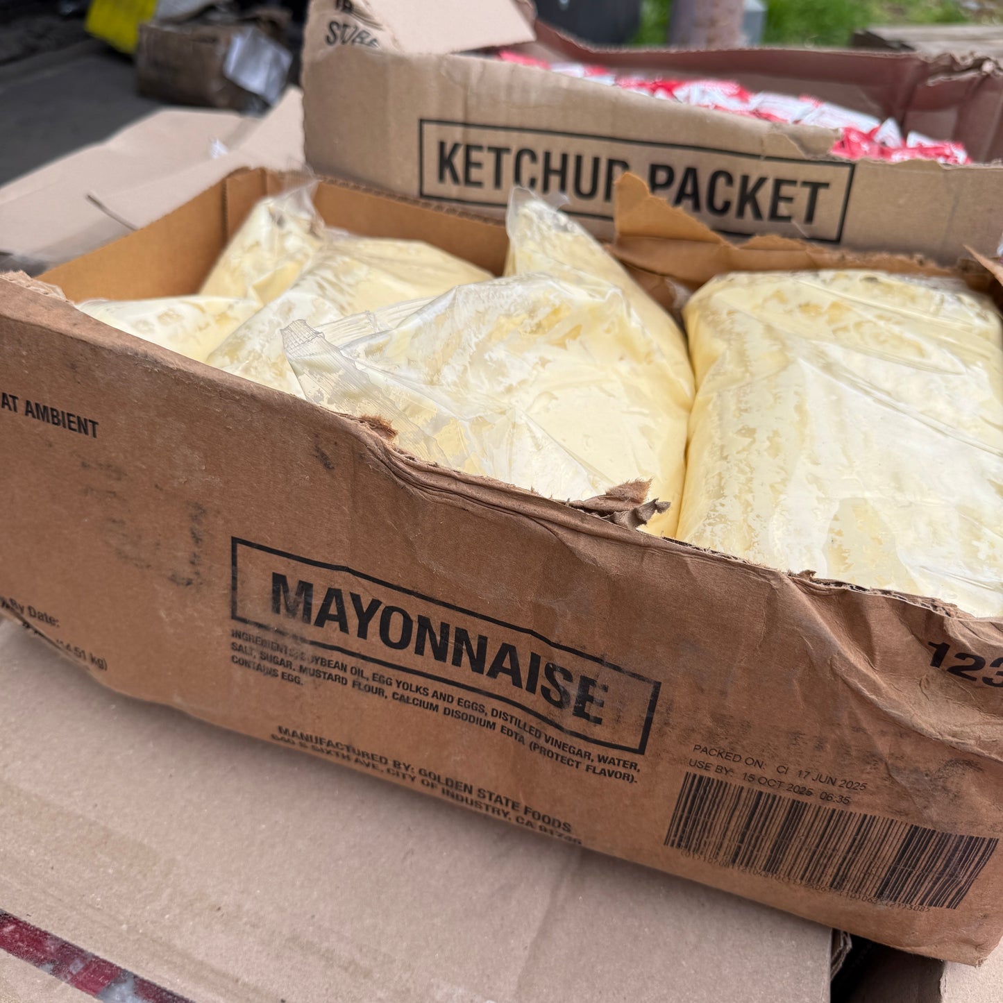 ZA@ Pallet of KETCHUP & a Little MAYO (Past BB Date)— A DIY Fry Sauce Maker’s Delight! (AS-IS) 11-11-Floor