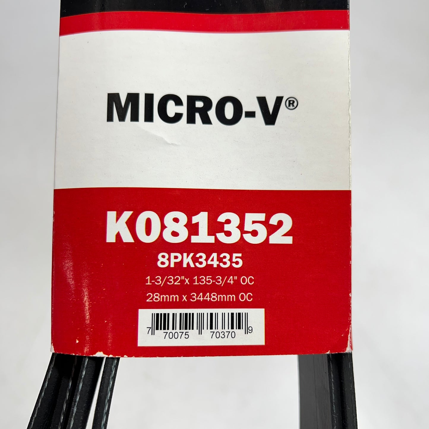 GATES Mirco-v Serpentine Belt for Ford & International  8 Rib 135-11/16" K081352