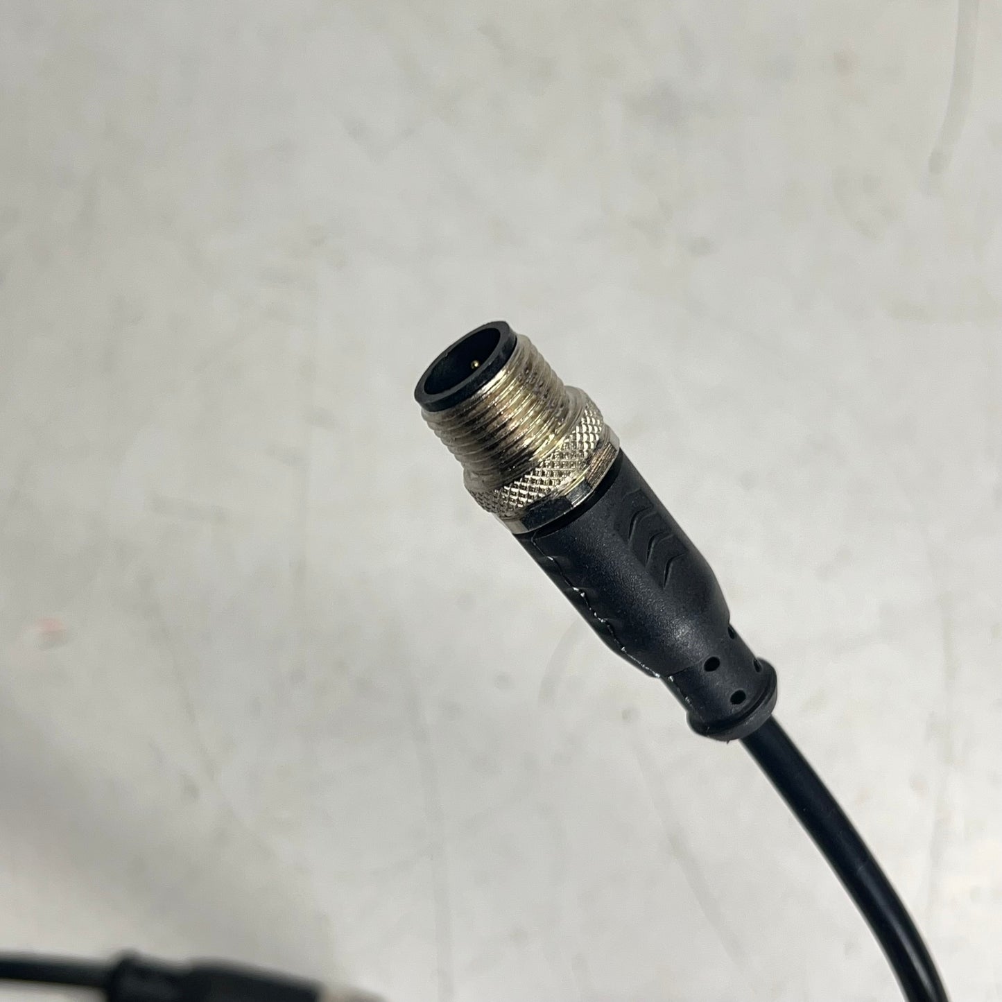 IFM Electronics Y Splitter Cable High Range Wide Operate Temp Range 24DC EY5053