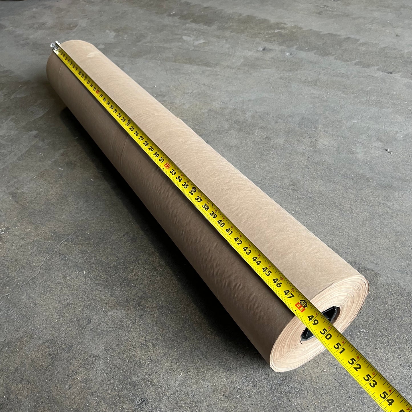 ZA@ Brown Floor Paper 5PGN5 Sz 4'W (AS-IS, Dirty)
