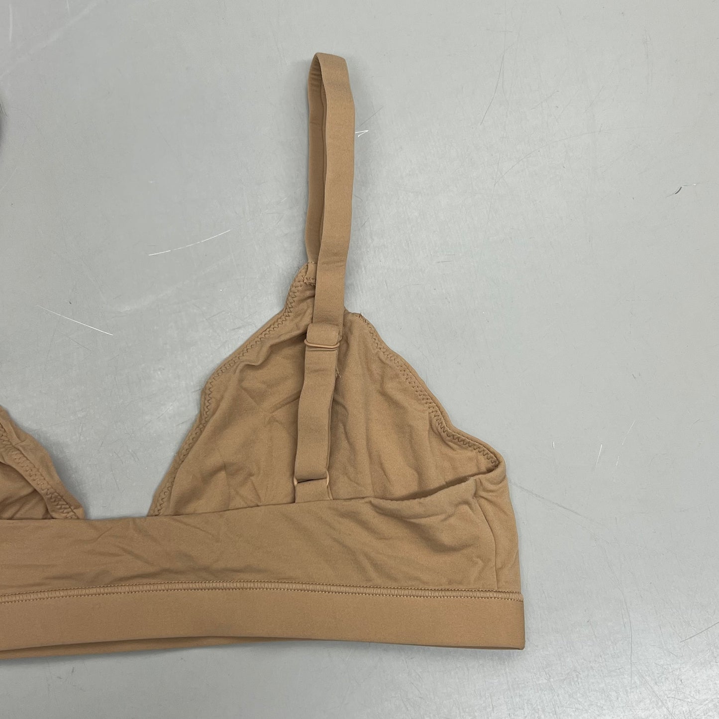 SKIMS Fits Everybody 2-Ply Max-Stretch Triangle Bralette Women's Sz M Ochre