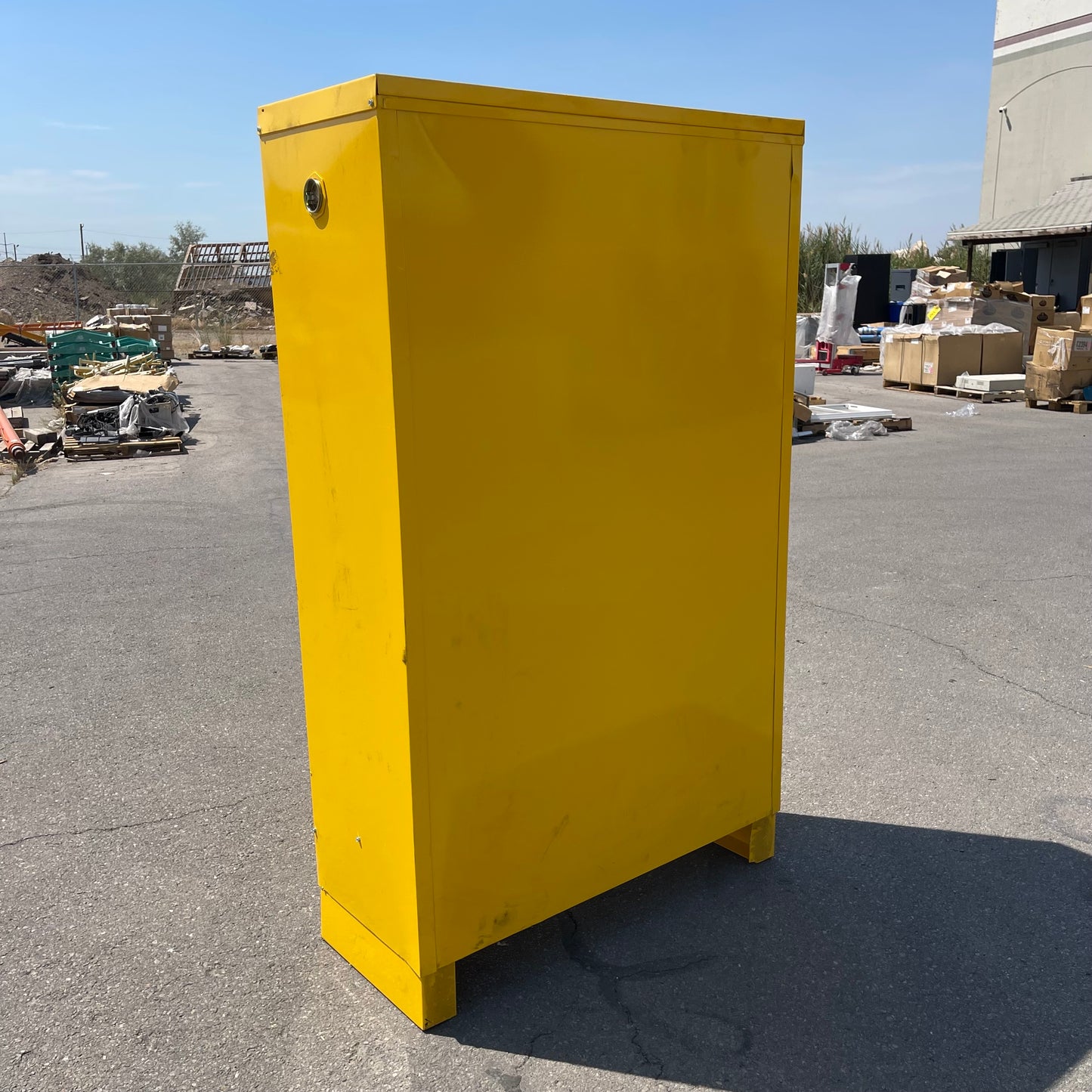 Z@ DURHAM Flammable Storage Cabinet 45 gal capacity 1045SL-50 (AS-IS)