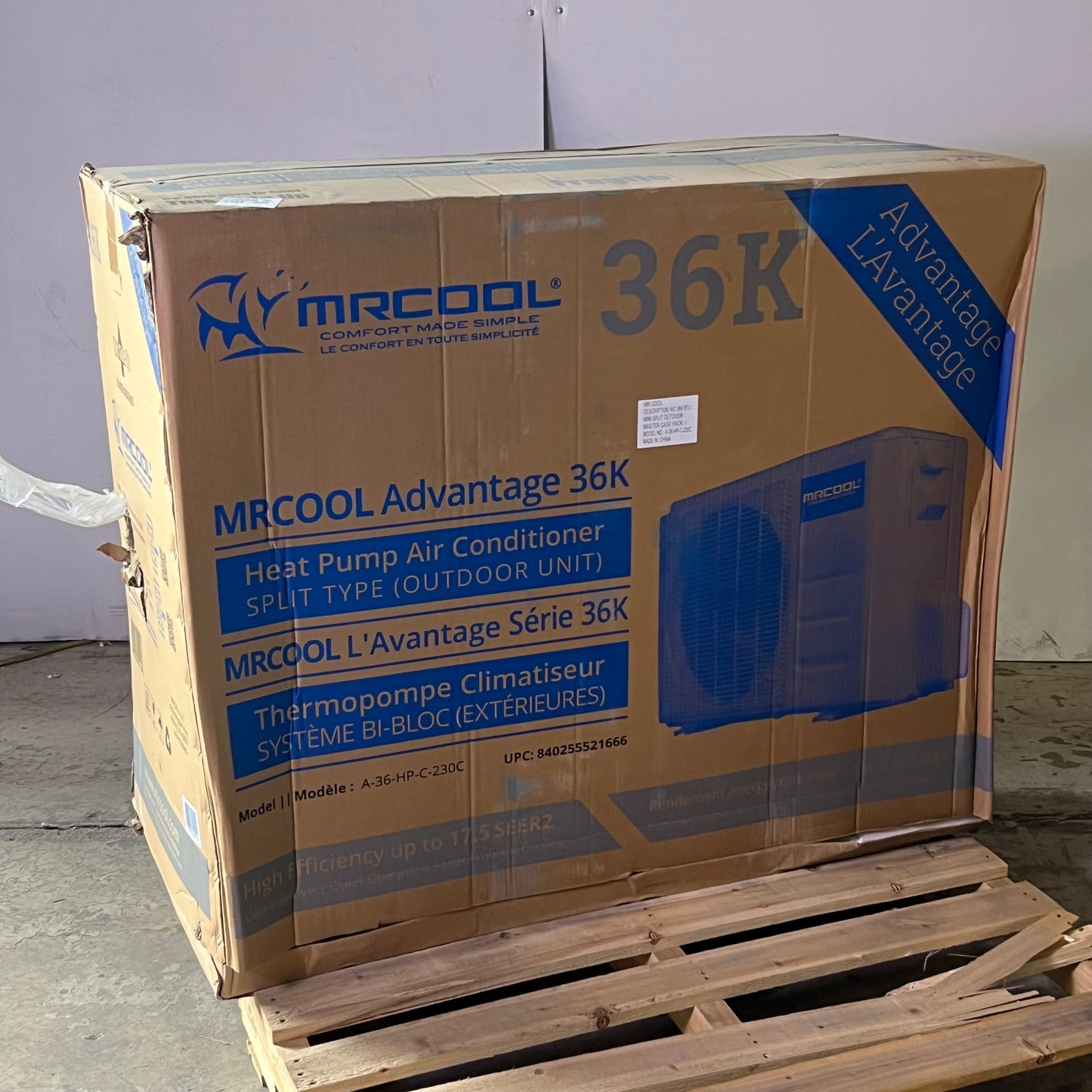 MRCOOL Heat Pump Air Conditioner 36000 BTU White A36HPWMAH230C (New Other, Aesthetic Damage)