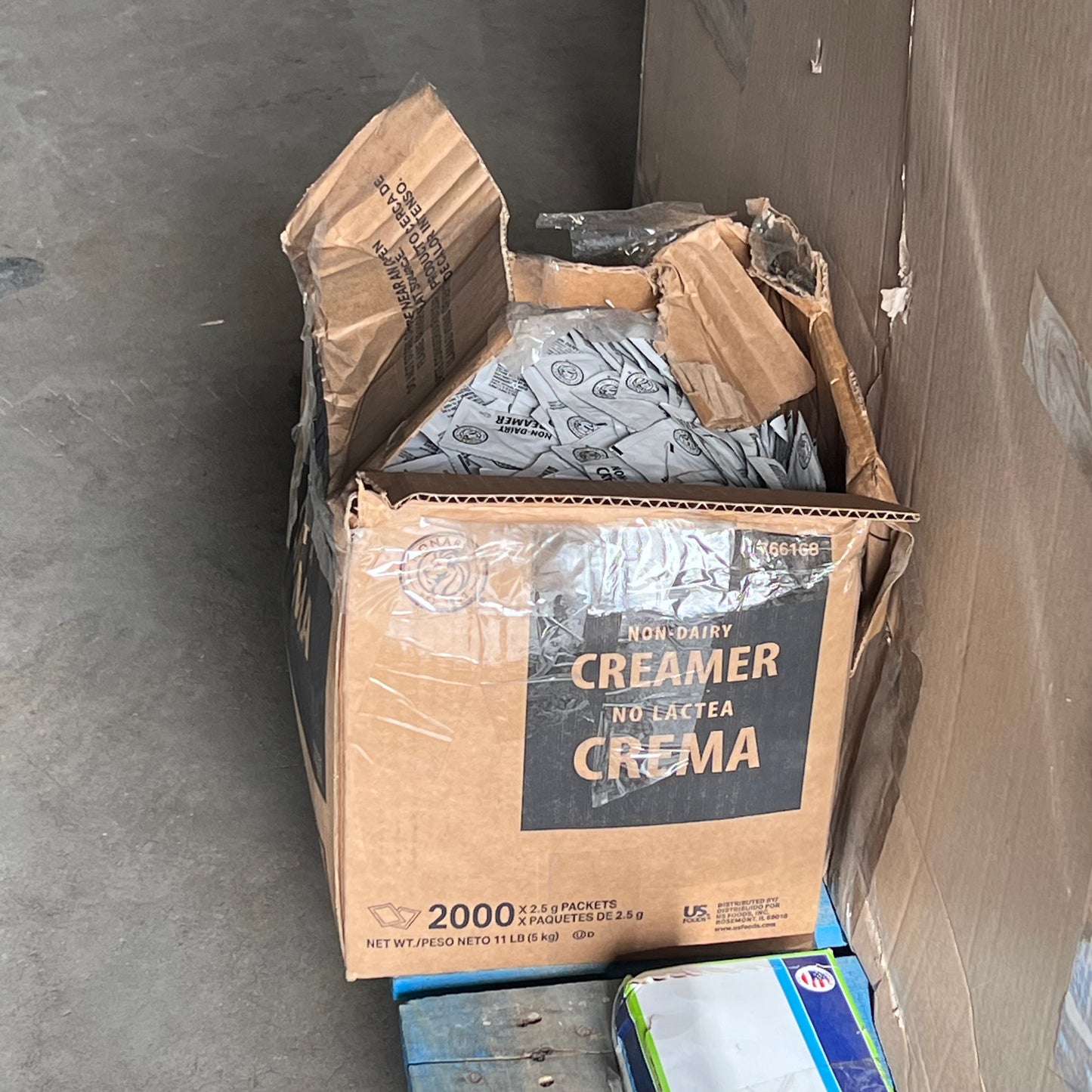 ZA@ Pallet of MIXED Furnace Filters, Books, Hardware, Individually Packaged Creamer Packets & More!!! (AS-IS)