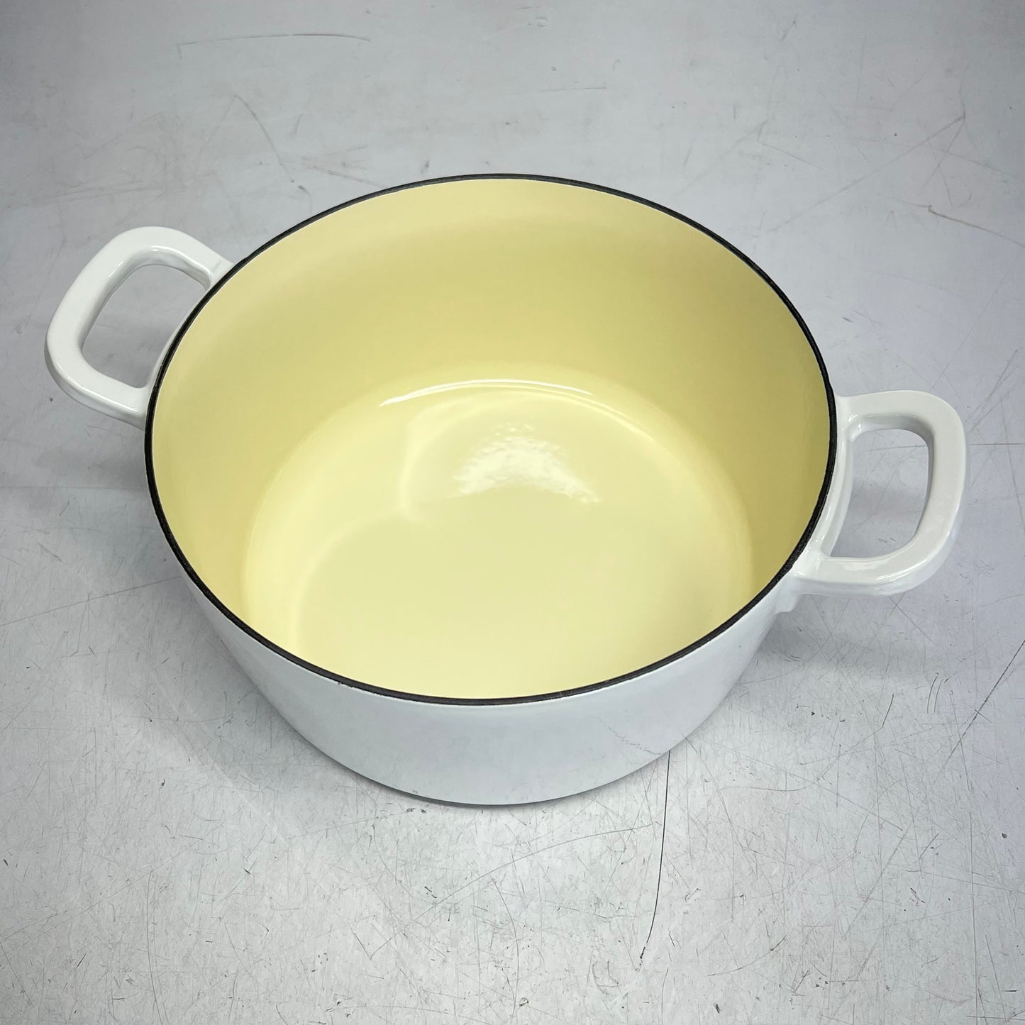 GREEN PAN  Bobby Flay Enameled Cast Iron Round Dutch Oven W/ Lid 5.5 Qt White