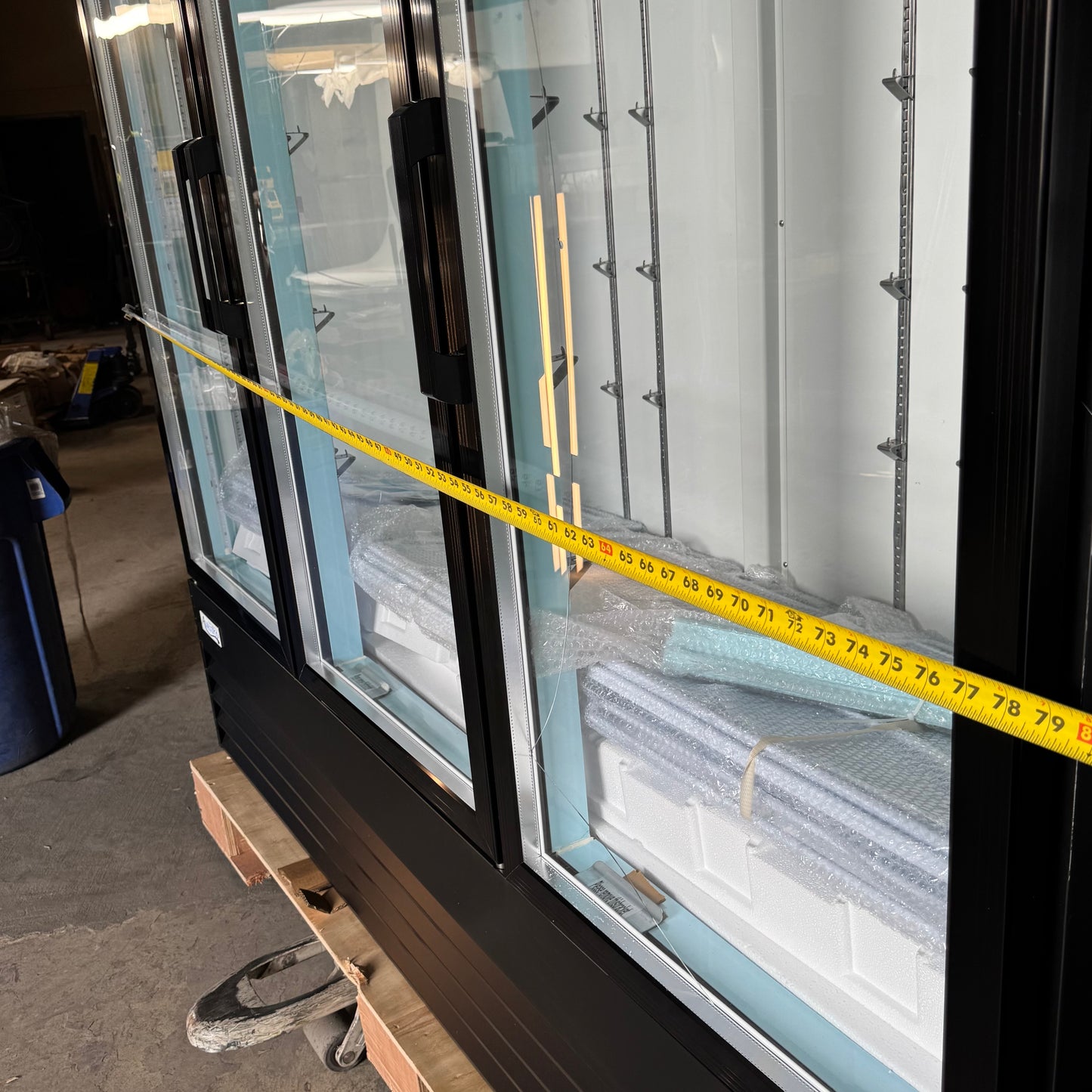 ZA@ Pallet of AVANTCO Merchandiser Refrigerator Sz 30"W x 78"L x 80"H, 178GD69HCB (AS-IS, Damaged)