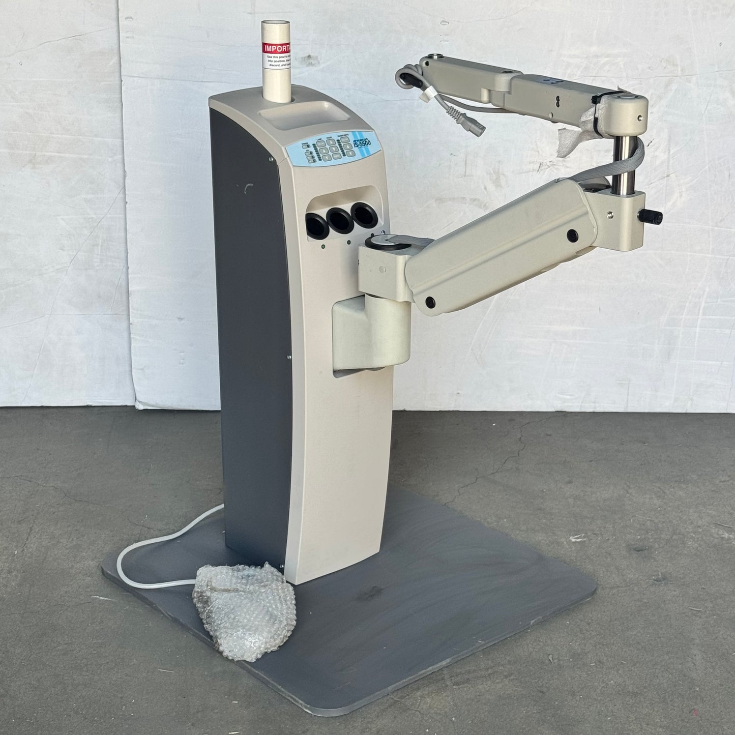 TOPCON Optometric Instrument Stand Sz 32 1/2” H x 10” L x 8” W IS-5500