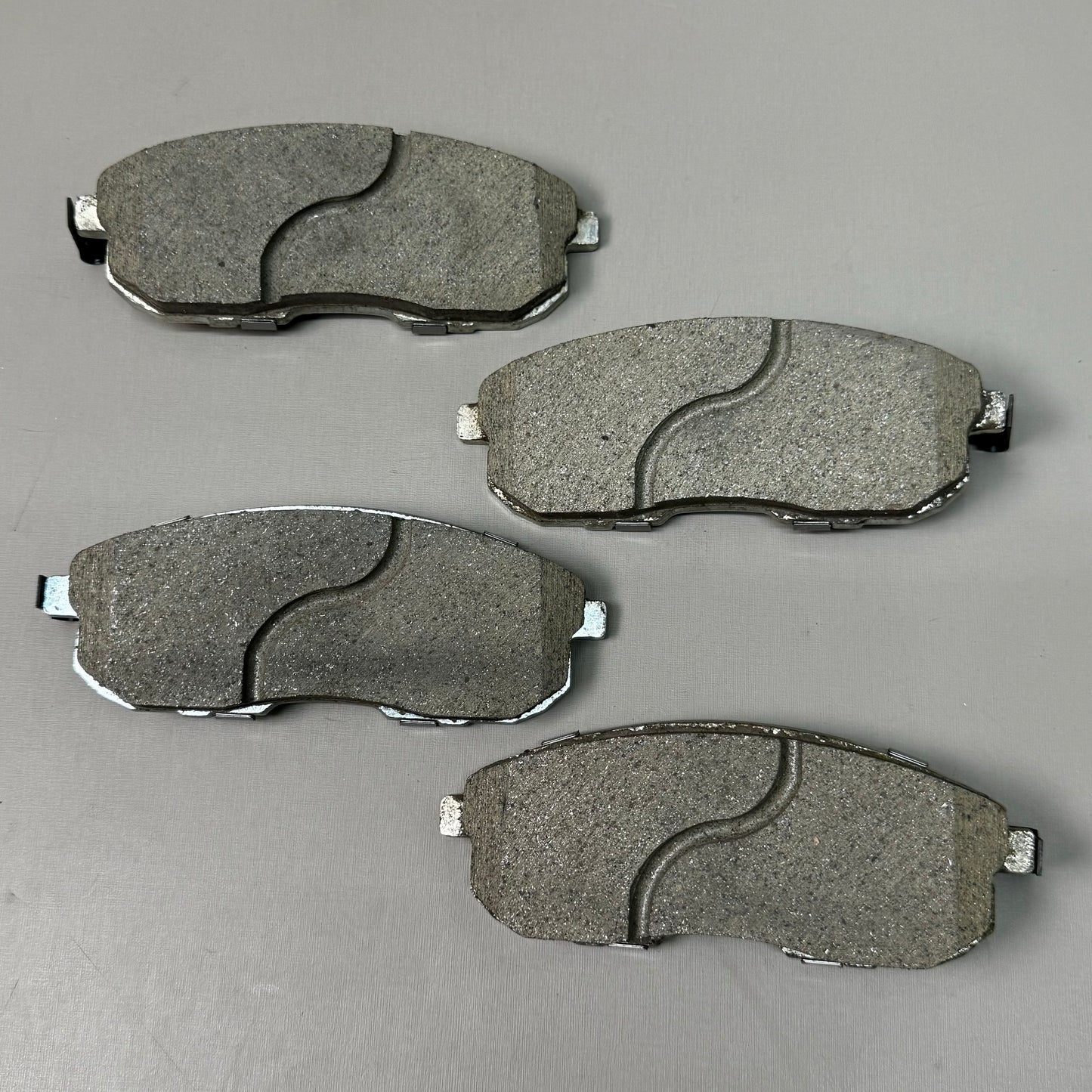 WAGNER OEx Premium Ceramic Disc Brake Pad Set 5 1/2" x 2" OEX815