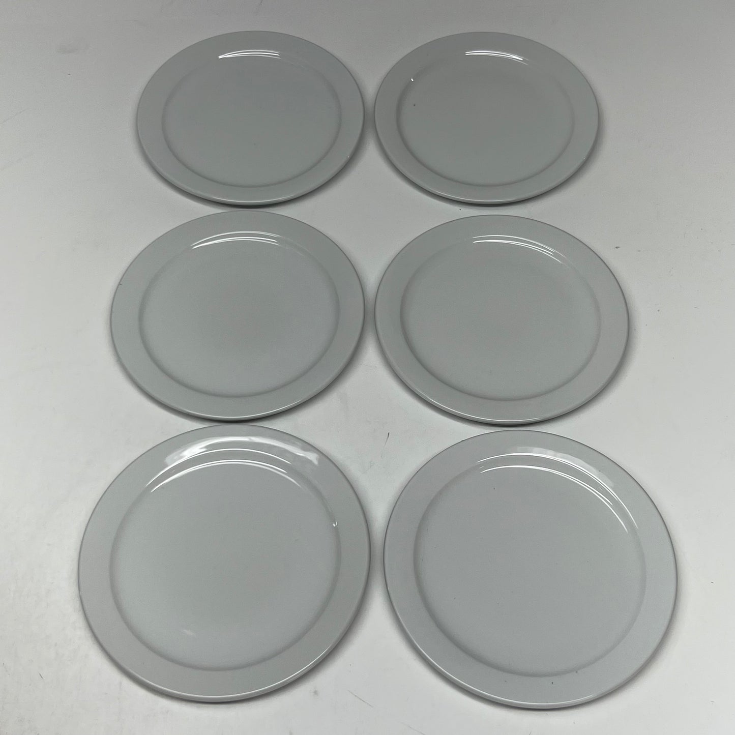ONEIDA LTD (36 PACK) Commercial Grade Bright White Ceramic Plates - 7 1/4" Round F8020000127