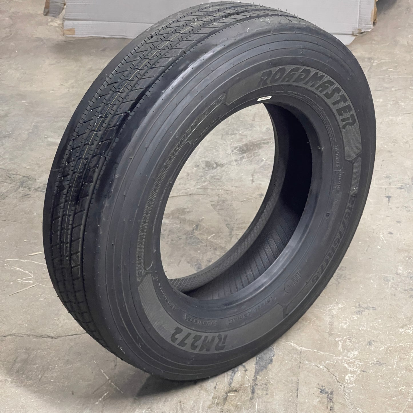 ROADMASTER RM272 Tire 215/75R17.5 All Season Tire 1310110245