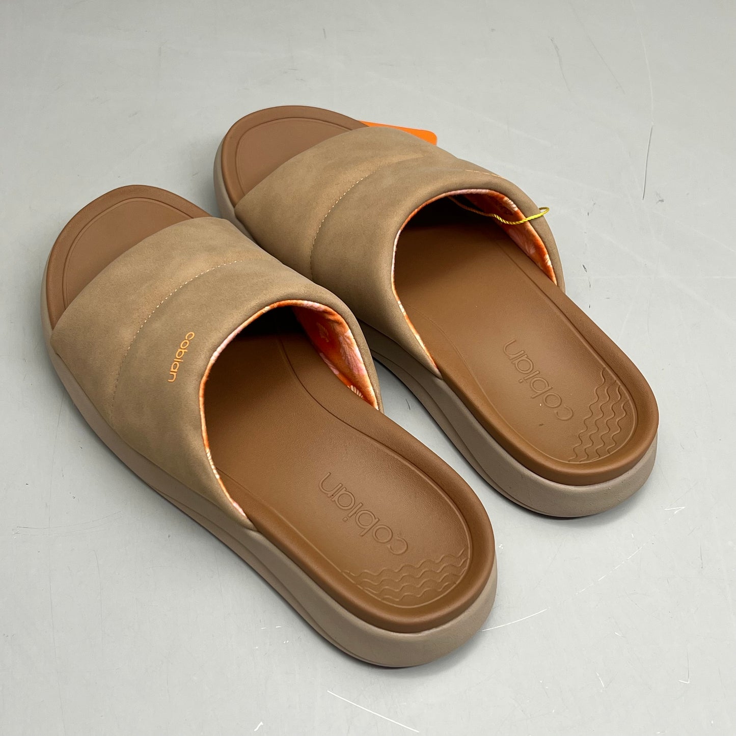 COBIAN Tolula Slide Enhanced Cushion Suede Strap Women's Sz 6 Tan TOL24-230-06