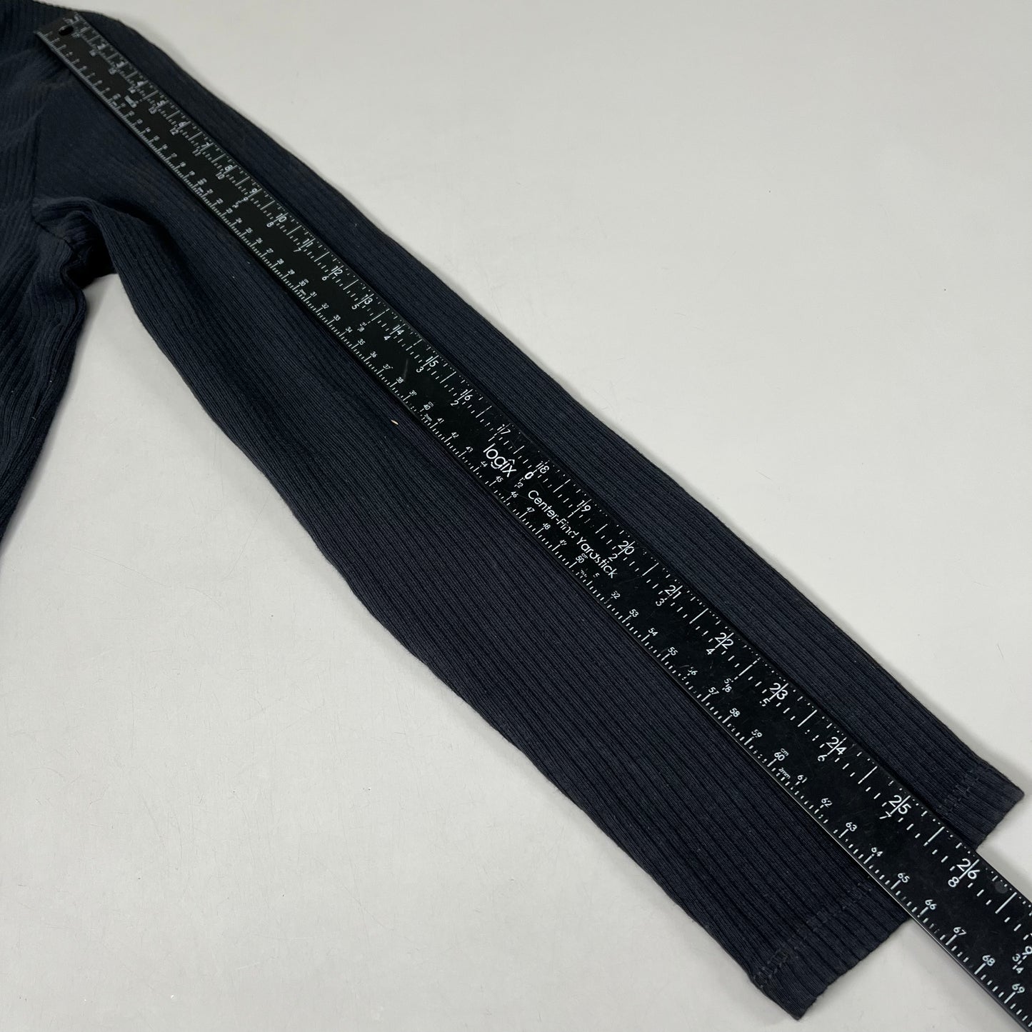 LEVI'S Muse Long Sleeve V-Neck T-Shirt Slim Fit Women's Sz XL Black A87830001