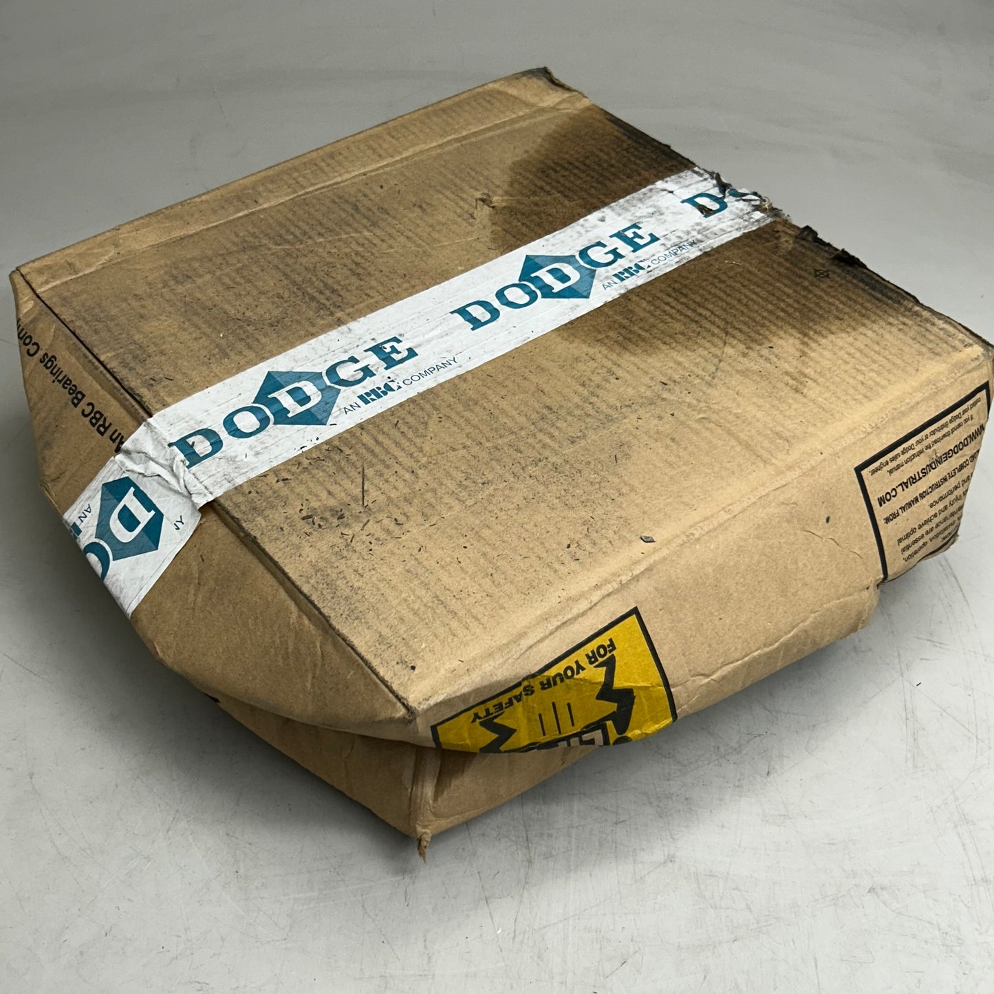 DODGE SAFS Series Spherical Roller Bearing  8-7/16" to 9" Chrome 422031 (distressed/ Damaged Packaging))