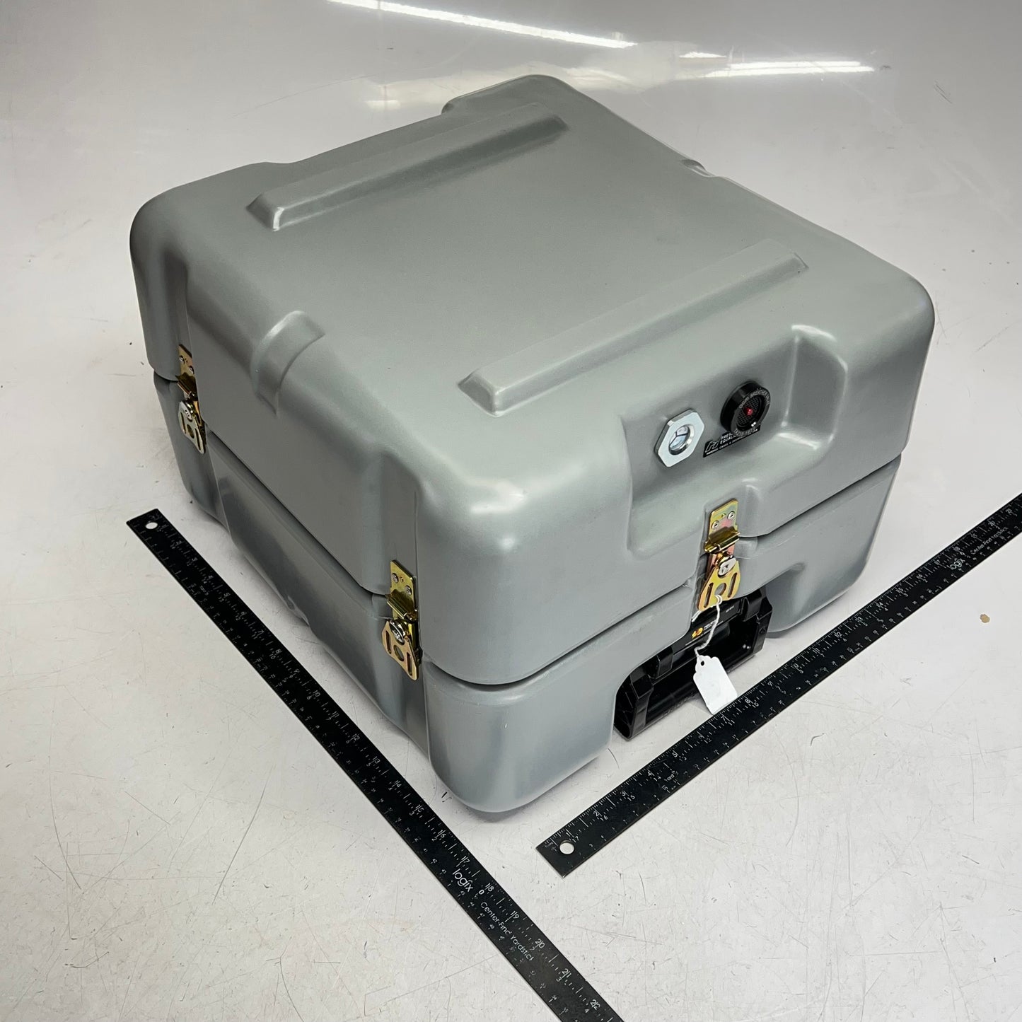 PELICAN  Hardigg Industrial Transit & Storage Case W/ Breather Valve Grey (Used)